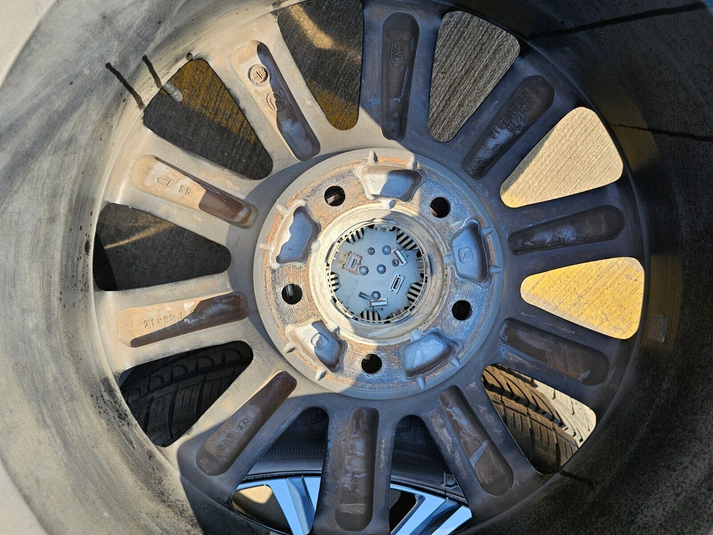 21" Lexus LX570 Land Cruiser OEM 74341 wheels rims tires 5x150