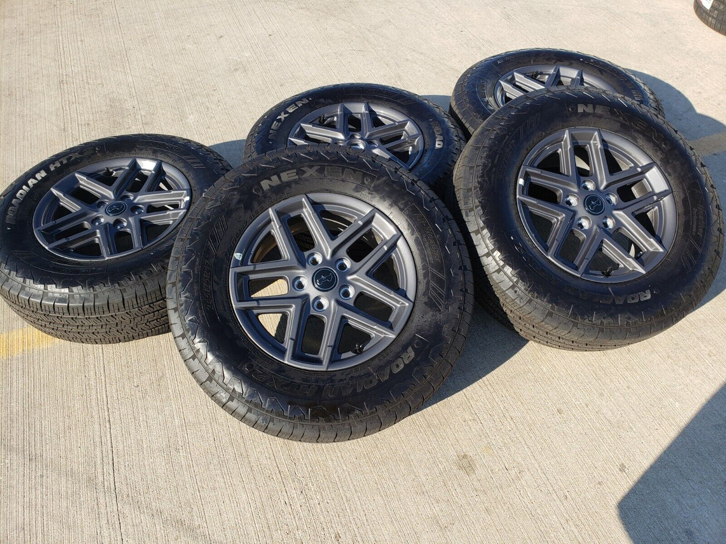 17" Jeep Wrangler Rubicon Sport OEM wheels rims 51649 Gladiator 2024 2025 NEW