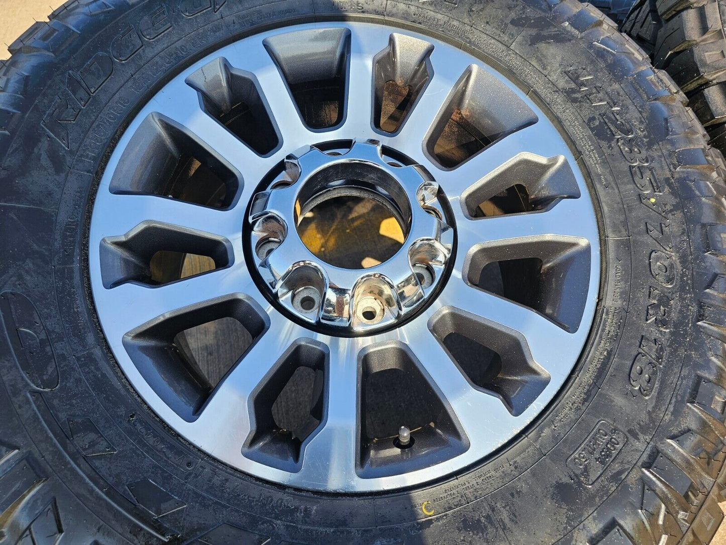18" Ford F-250 F-350 OEM TREMOR FX-4 rims wheels 10289 tires NITTO 34" NEW
