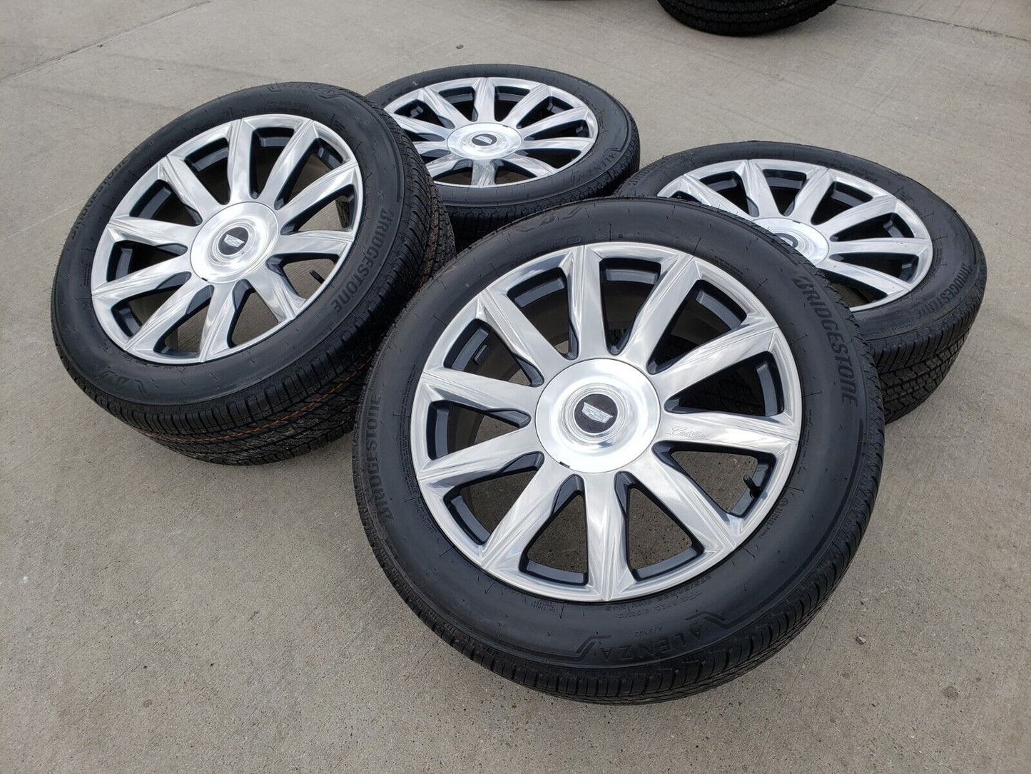 22" Cadillac Escalade Platinum OEM ORIGINAL wheels rims 95078 2023 2024 2025 NEW