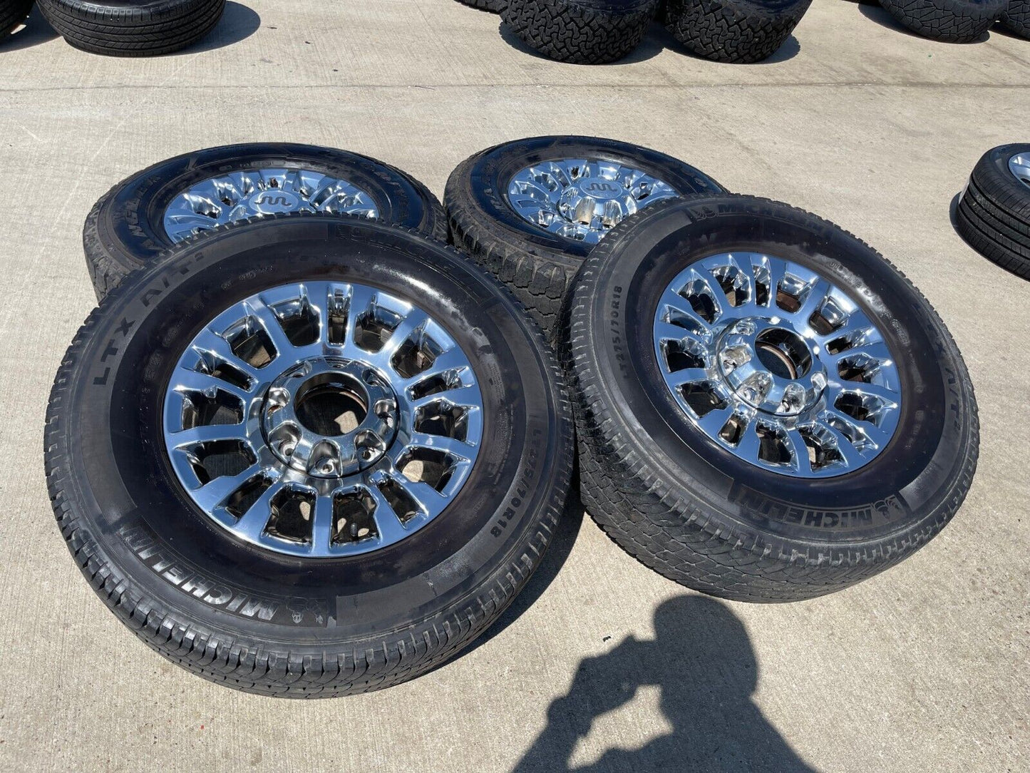 18" Ford F-250 F-350 OEM rims wheels 10290 chrome tires