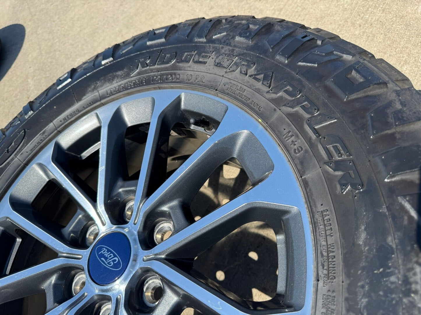 18" Ford F-150 OEM rims wheel 10169 tires Expedition NITTO