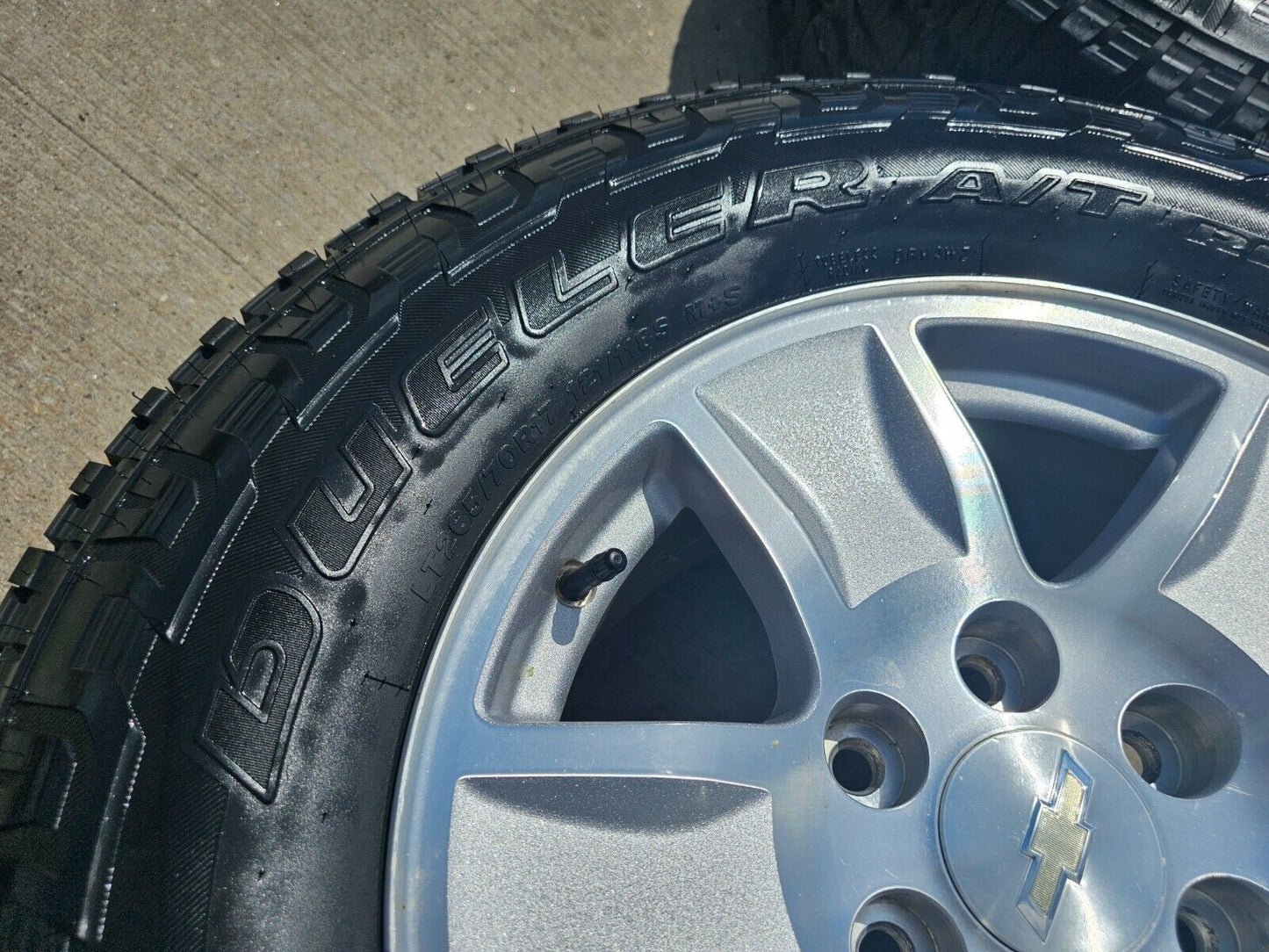 17" Chevy Silverado 1500 Tahoe Sierra OEM 5657 wheels rims 2015 2016 2017 2018