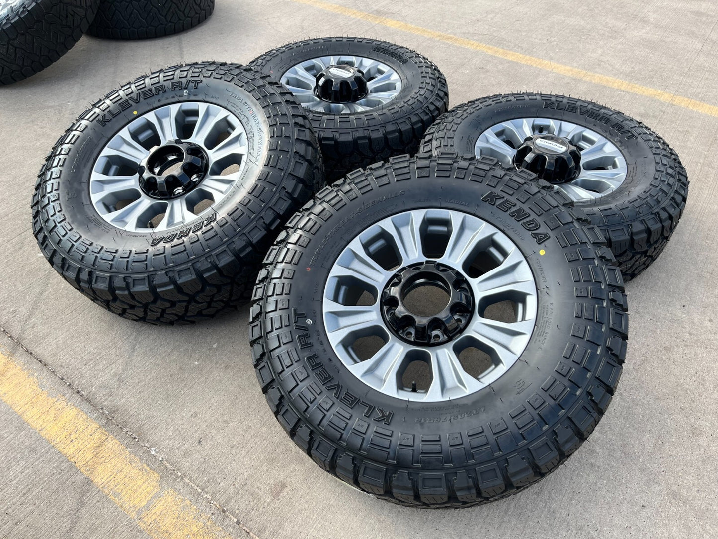 18" Ford F-250 F-350 OEM TREMOR gray rims wheels 10097 tires 2024 2025 NEW 35"