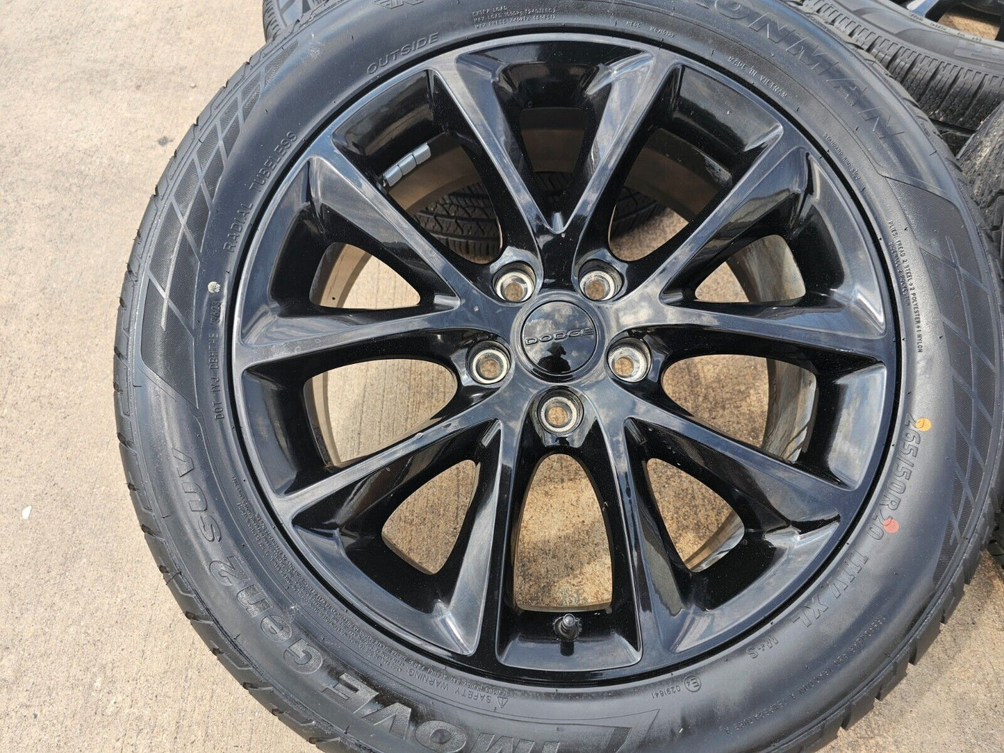 20" Dodge Durango Jeep Grand Cherokee OEM wheels rims 2496 tires
