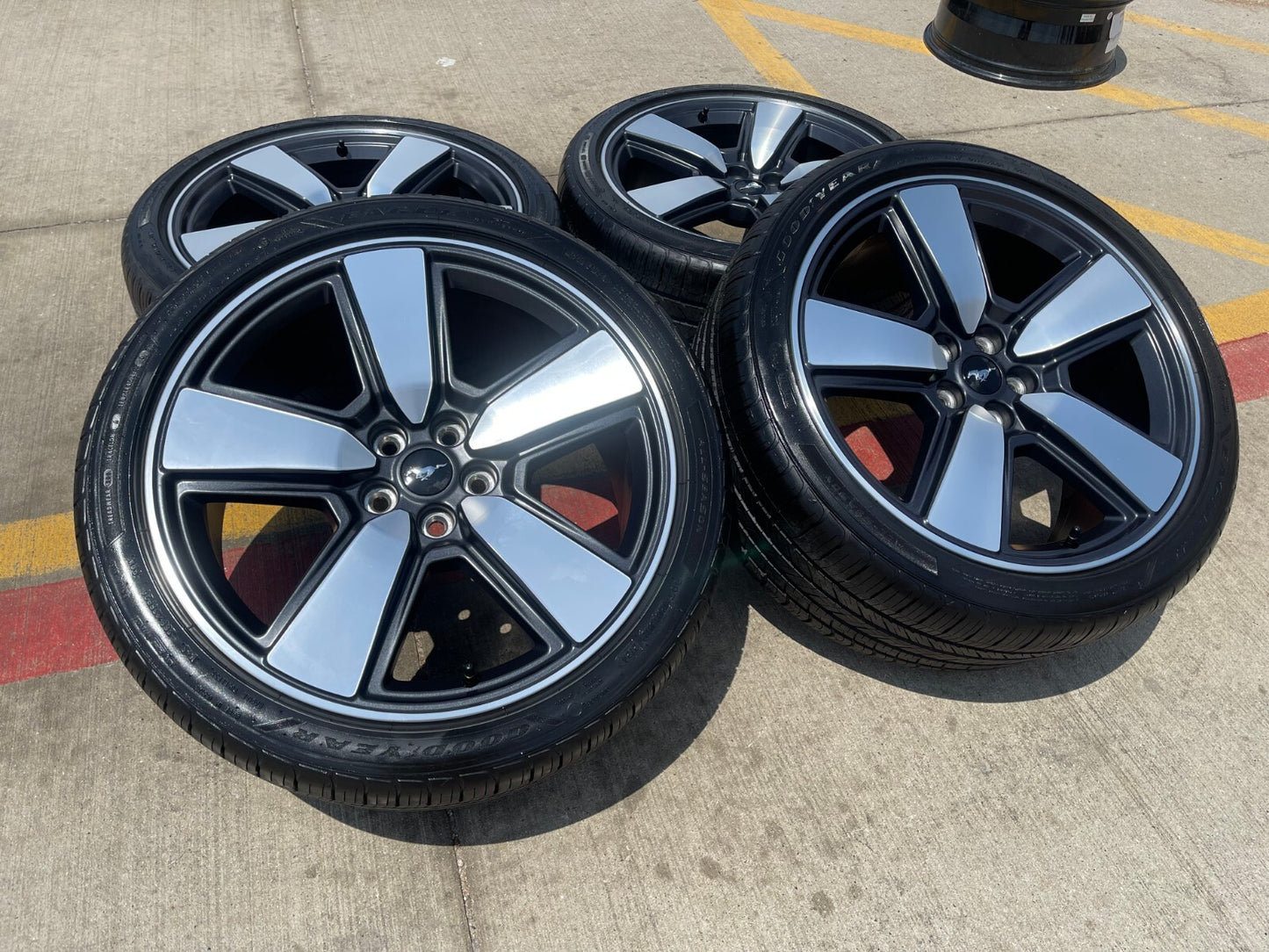 20" Ford Mustang GT OEM wheels rims 2021 2022 2023 2024 2025 2026 NEW