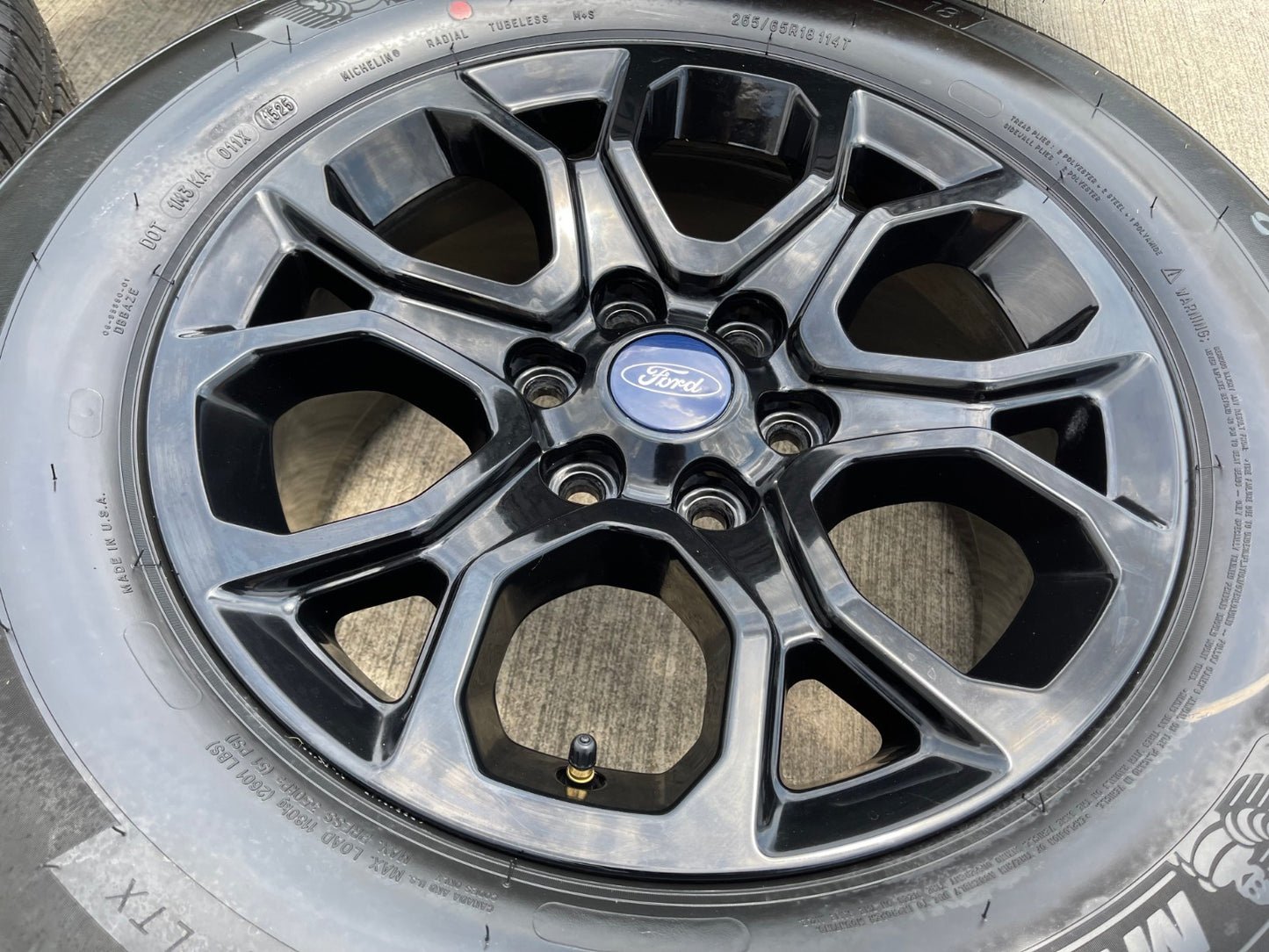 18" Ford F-150 OEM rims wheels 10438 Expedition 2023 2024 2025 2026 MICHELIN NEW