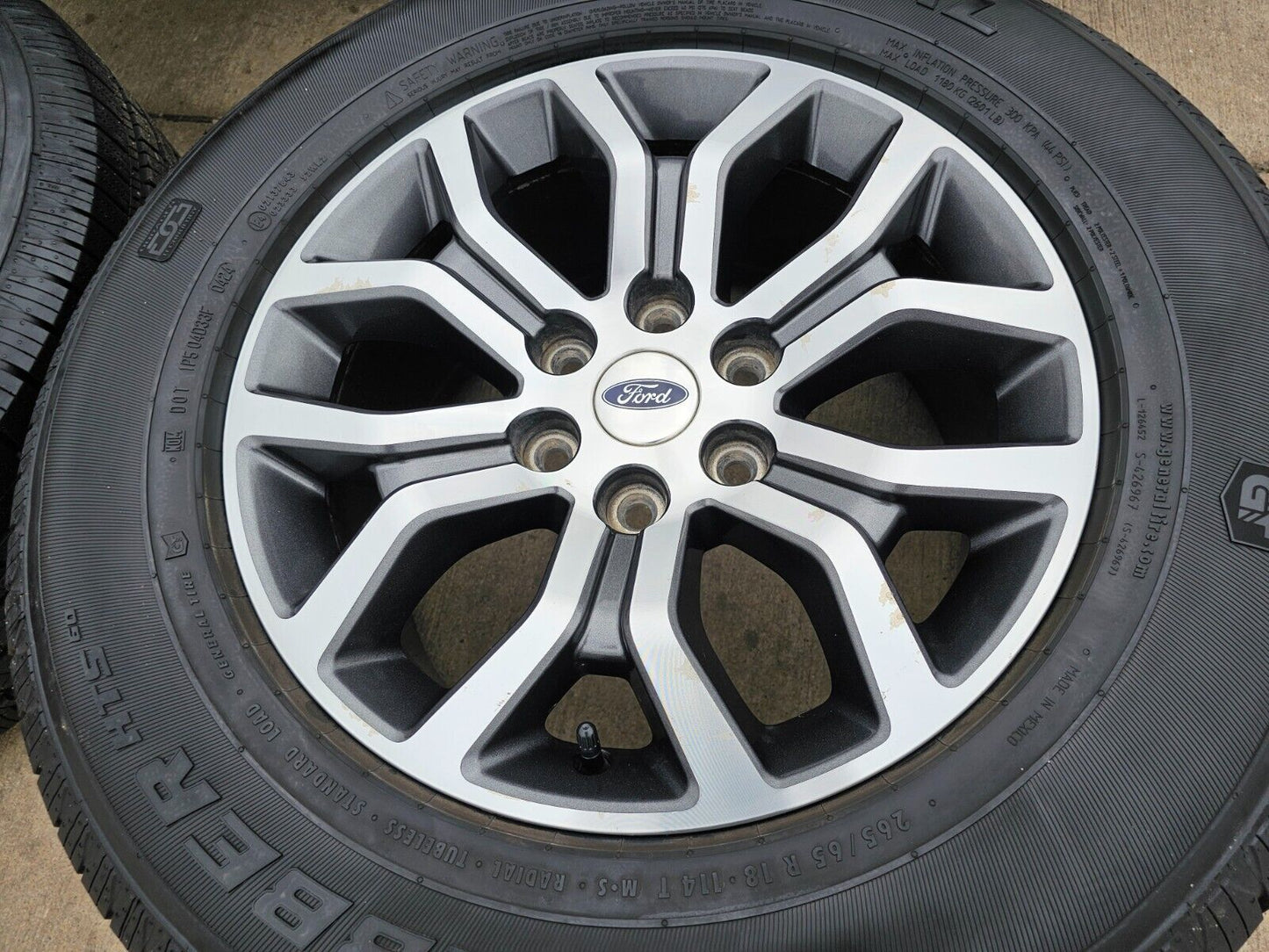 18" Ford F-150 Lariat OEM rims wheels 10342 tires 2021 2022 2023 2024 2025