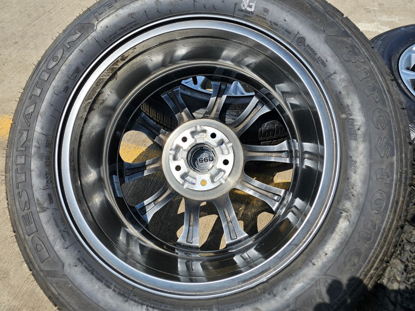 17" Jeep Cherokee wheels OEM rims Compass Renegade 9201 tires