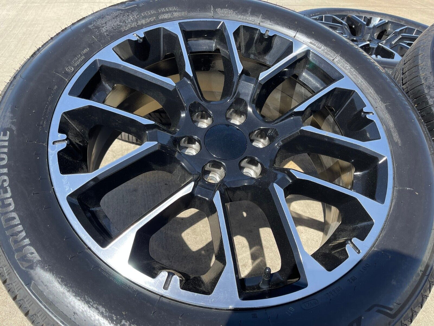 22" Chevy Silverado GMC OEM Replica Yukon Tahoe 14079 wheels rims tires