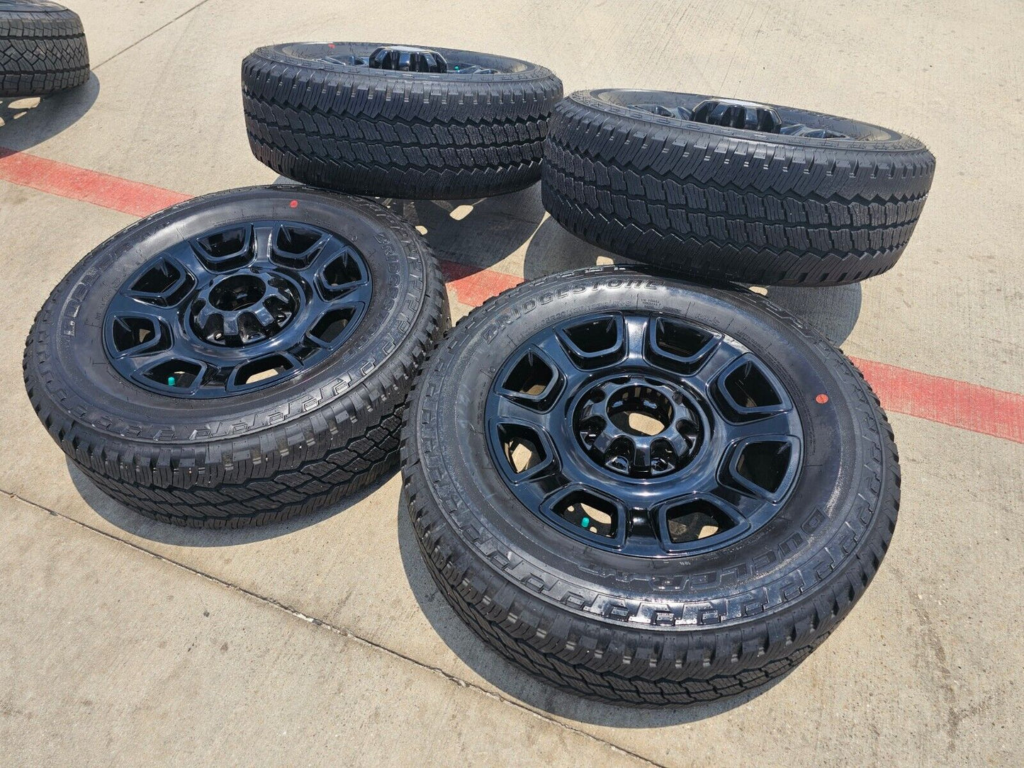 20" Ford F-250 F-350 OEM Lariat Platinum wheels rims 10486 tires 2024 2025 NEW