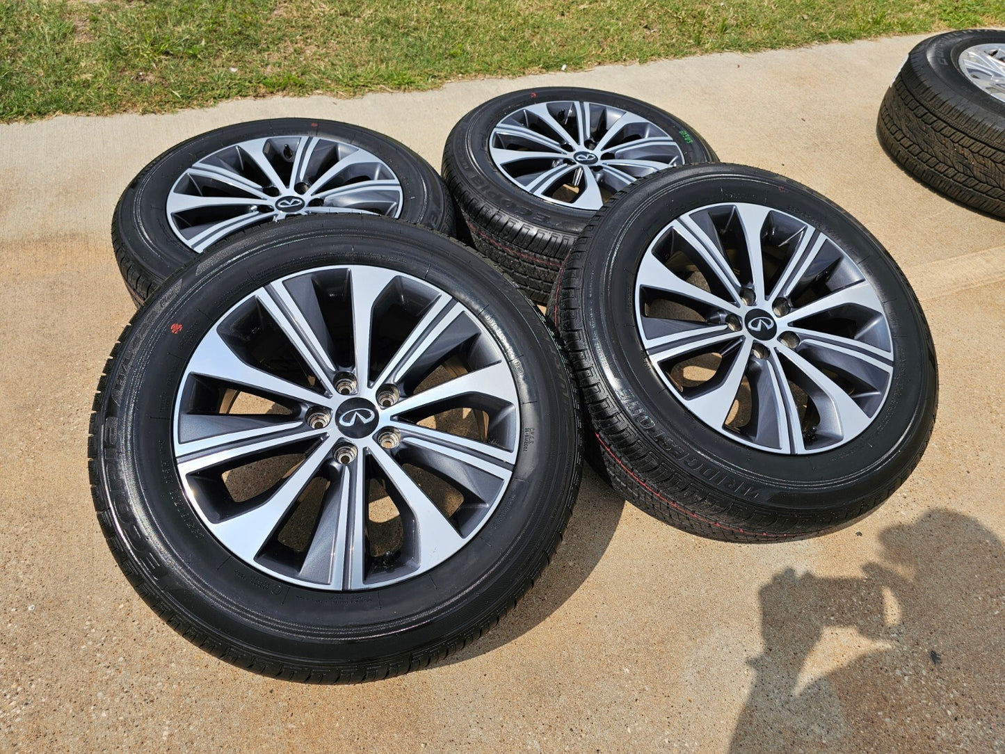 18" Infiniti QX60 OEM Pathfinder wheels rims 2022 2023 2024 2025 2026 NEW
