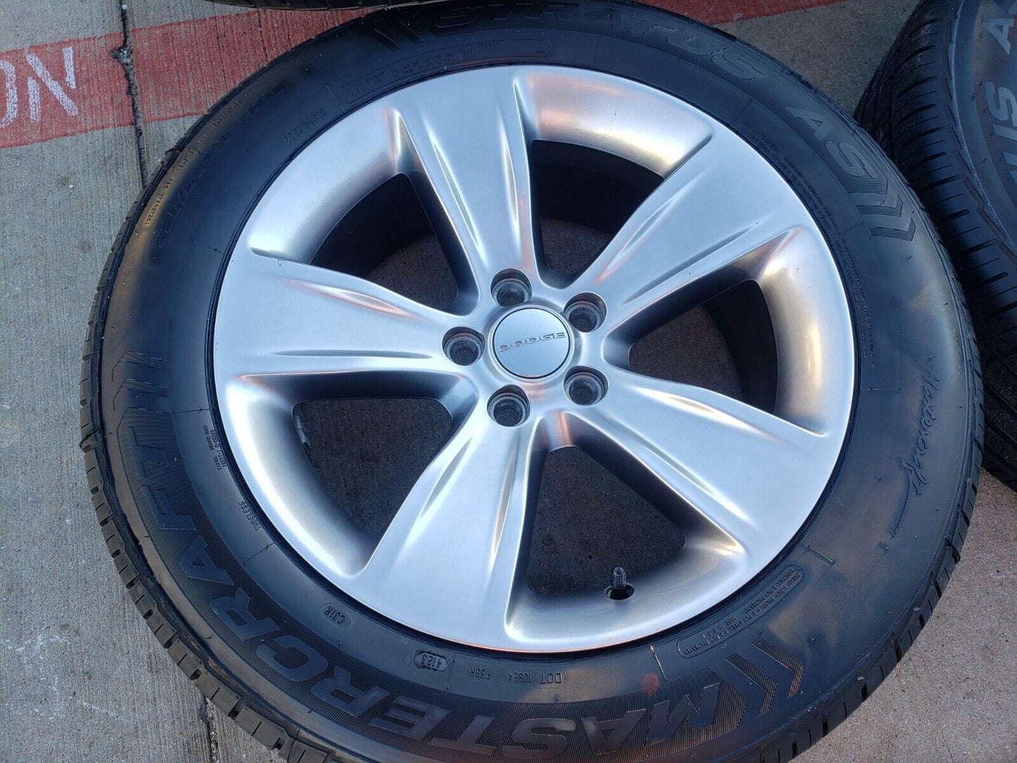 18" Dodge Charger Challenger Chrysler 300 OEM 2521 wheels rims tires NEW