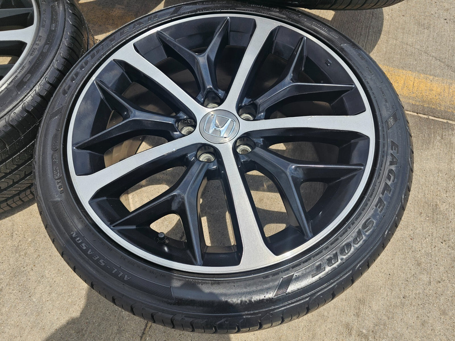 18" Honda Civic OEM wheels rims 63163 HR-V Accord tires