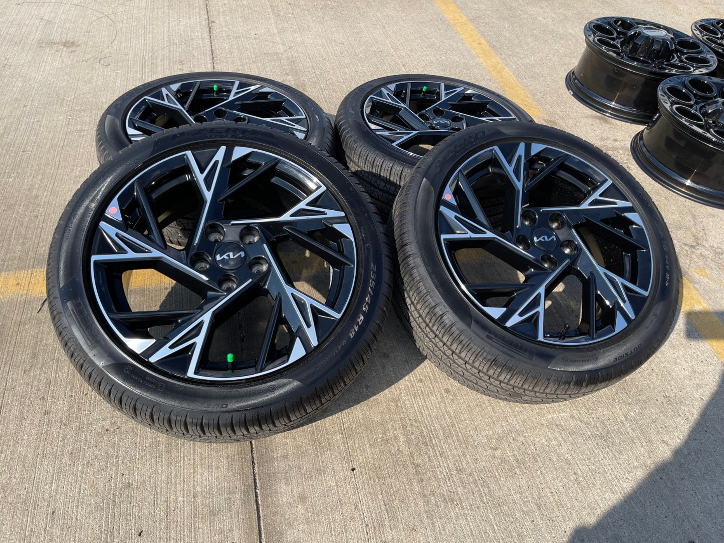 18" Kia K4 K5 OEM 95936 wheels rims Sonata Stinger Forte Optima 2025 2026 NEW