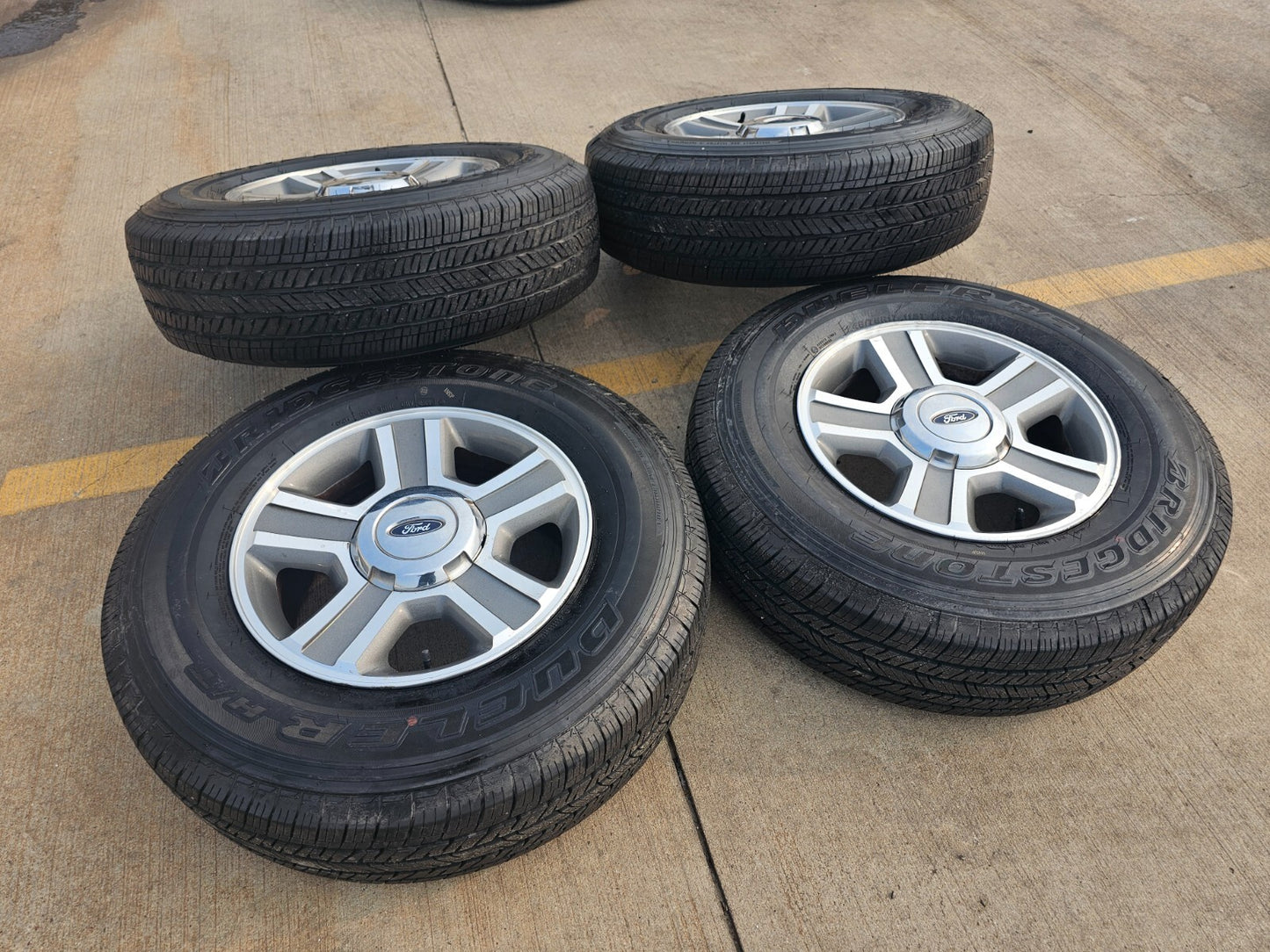 17" Ford F-150 Expedition OEM 3554 rims wheels tires BRIDGESTONE