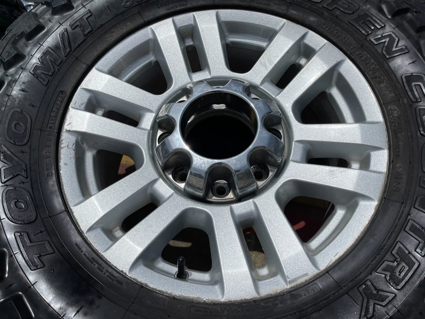 18" Ford F-250 F-350 OEM 10098 rims wheels tires TOYO 35"
