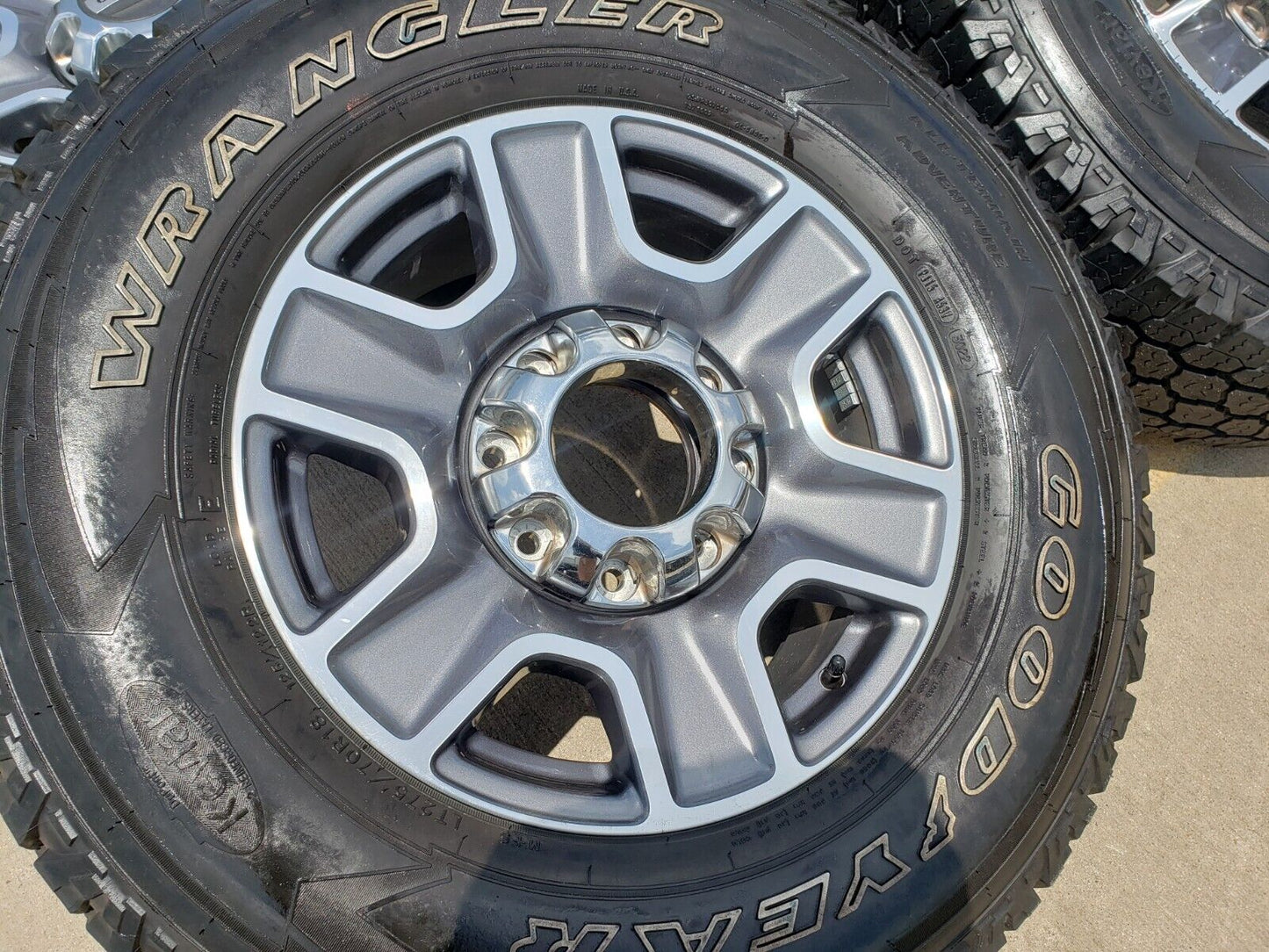 18" Ford F-250 F-350 Lariat FX-4 OEM gray wheels 10298 A/T tires
