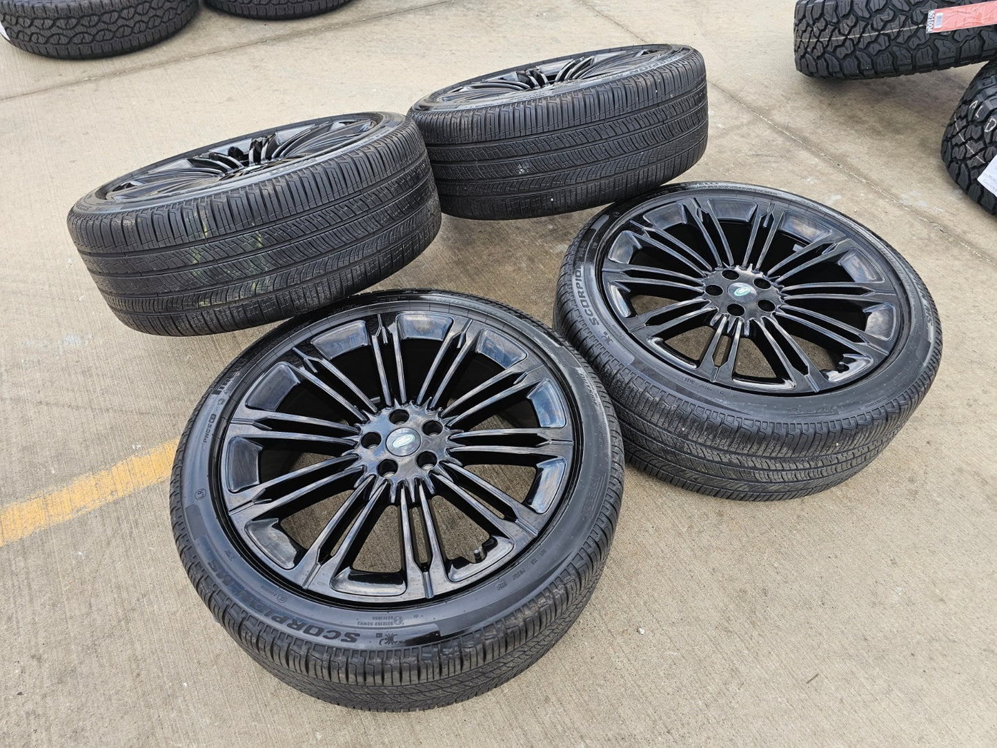 23" Land Rover Range AUTOBIOGRAPHY OEM wheels rims 2023 2024 2025 2026 PIRELLI