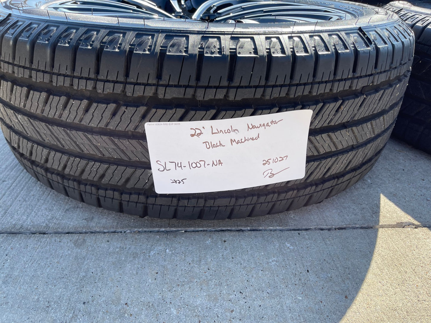 22" Lincoln Navigator OEM 10666 rims wheels BLACK LABEL 2025 2026 MICHELIN NEW