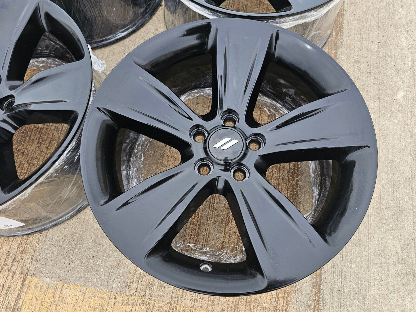 18" Dodge Charger Challenger Chrysler 300 OEM 2521 wheels rims NEW