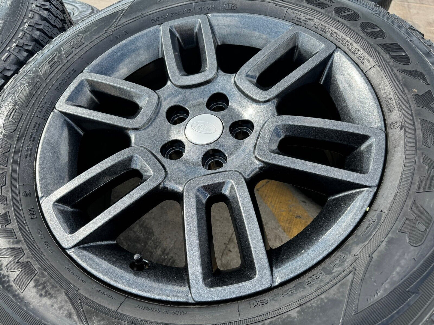 19" Land Rover DEFENDER Range Rover OEM wheels rims A/T 72350 GRAY 2023 2024