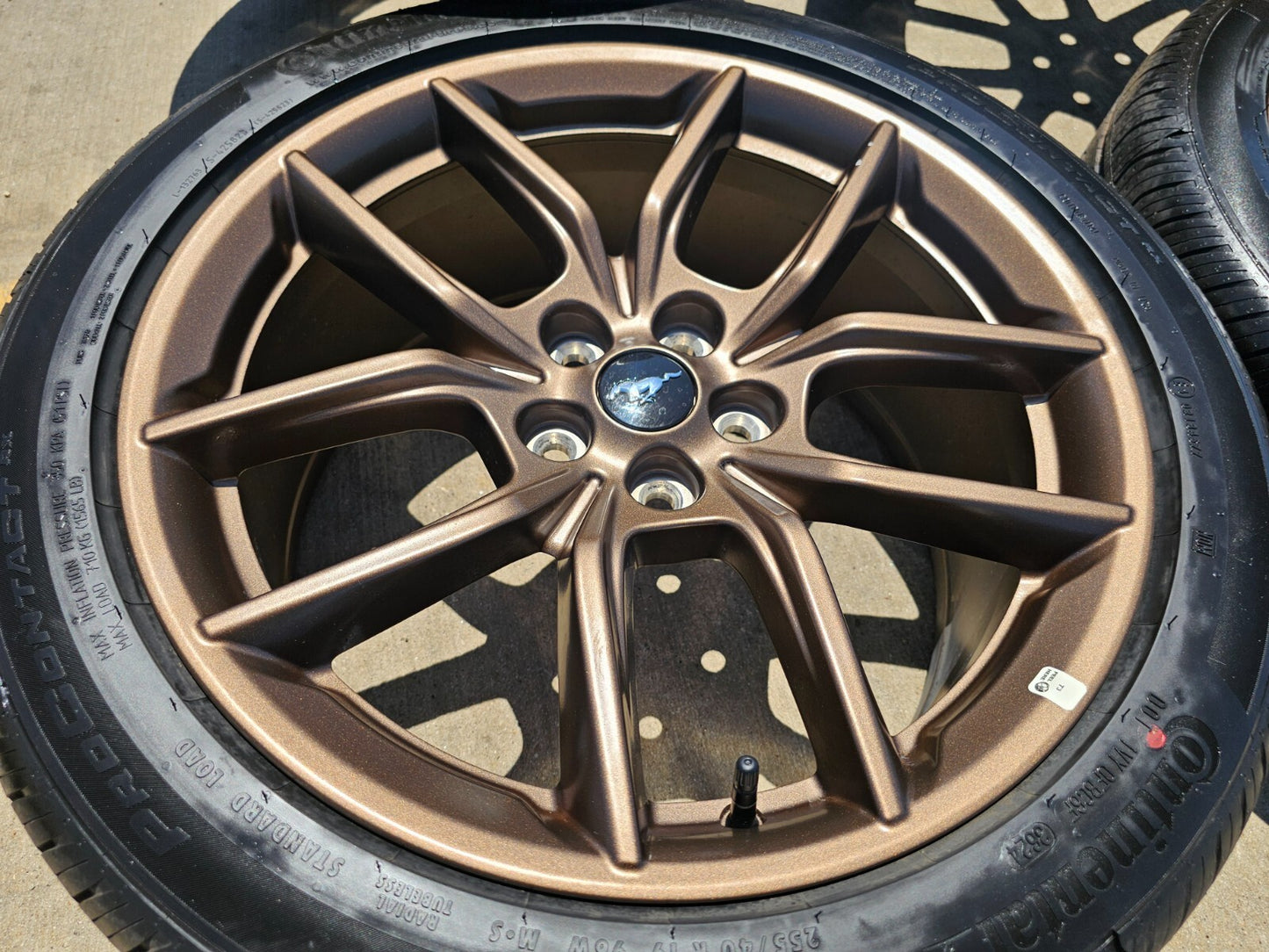 19" Ford Mustang GT Performance Track Pack OEM wheels rims Bronze 2025 TPMS NEW