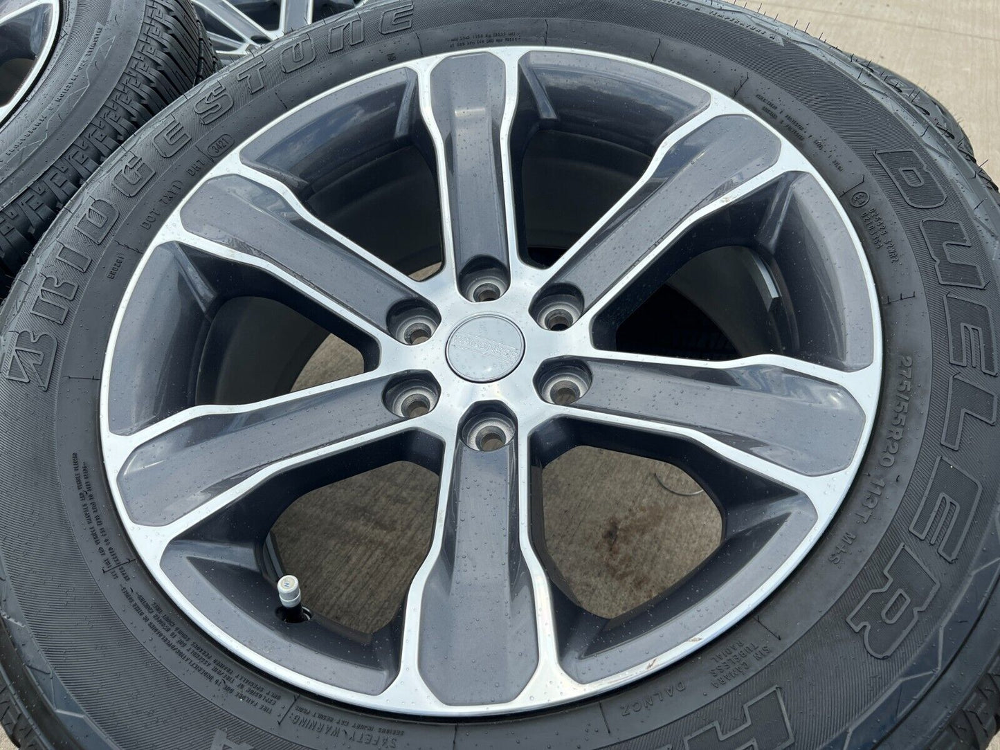 20" Jeep Grand Wagoneer OEM wheels rims 95262 Dodge Ram 1500 tires