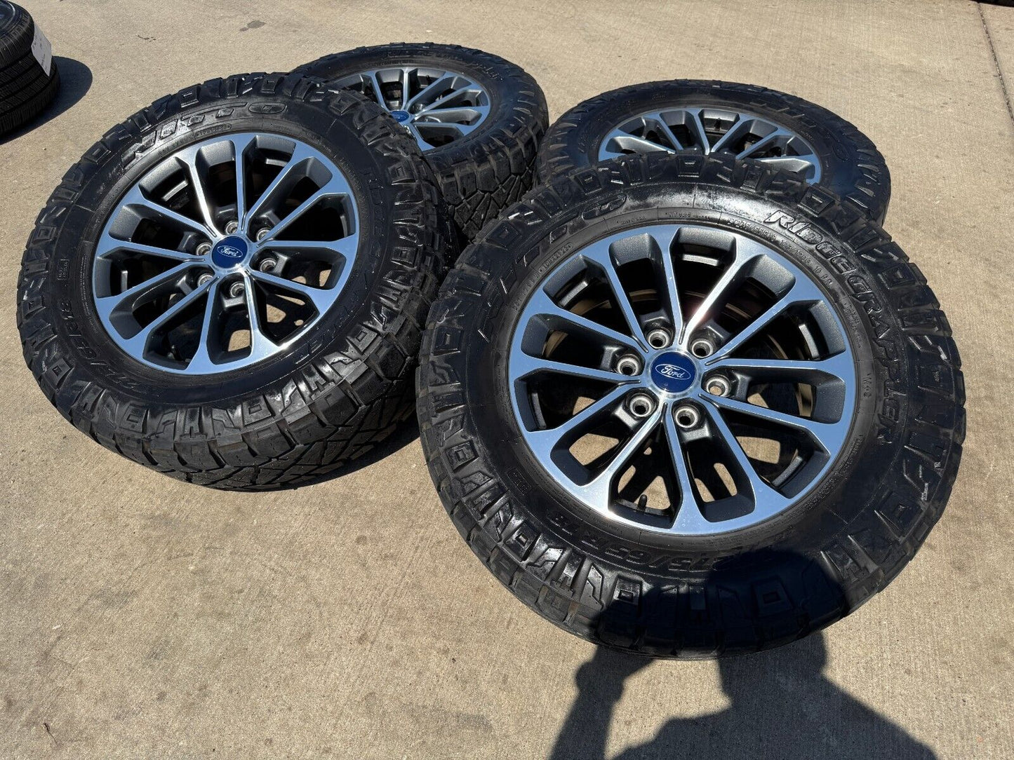 18" Ford F-150 OEM rims wheel 10169 tires Expedition NITTO