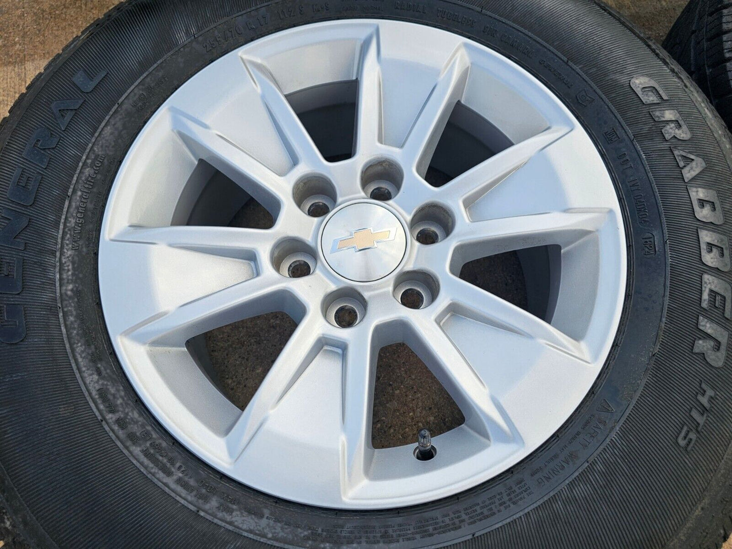 17" Chevy Silverado OEM wheels rims tires 5908 GMC Sierra Yukon