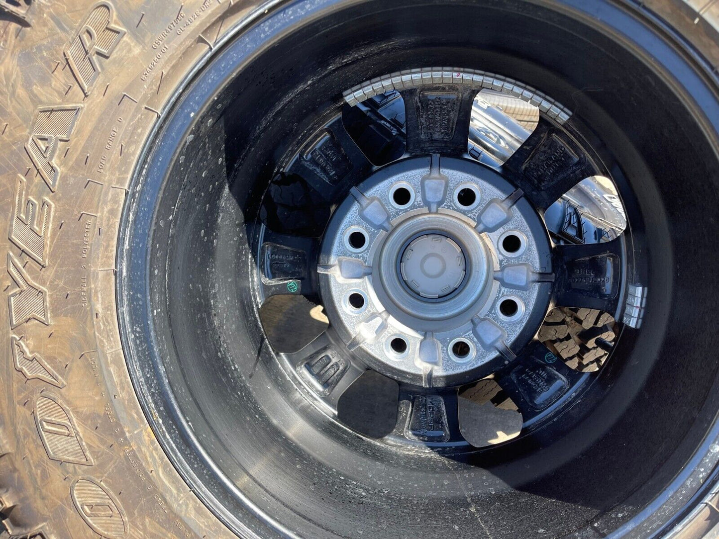 17" Ram 2500 3500 Laramie Power Wagon OEM wheels rims 2599 tires 2024 2025 NEW