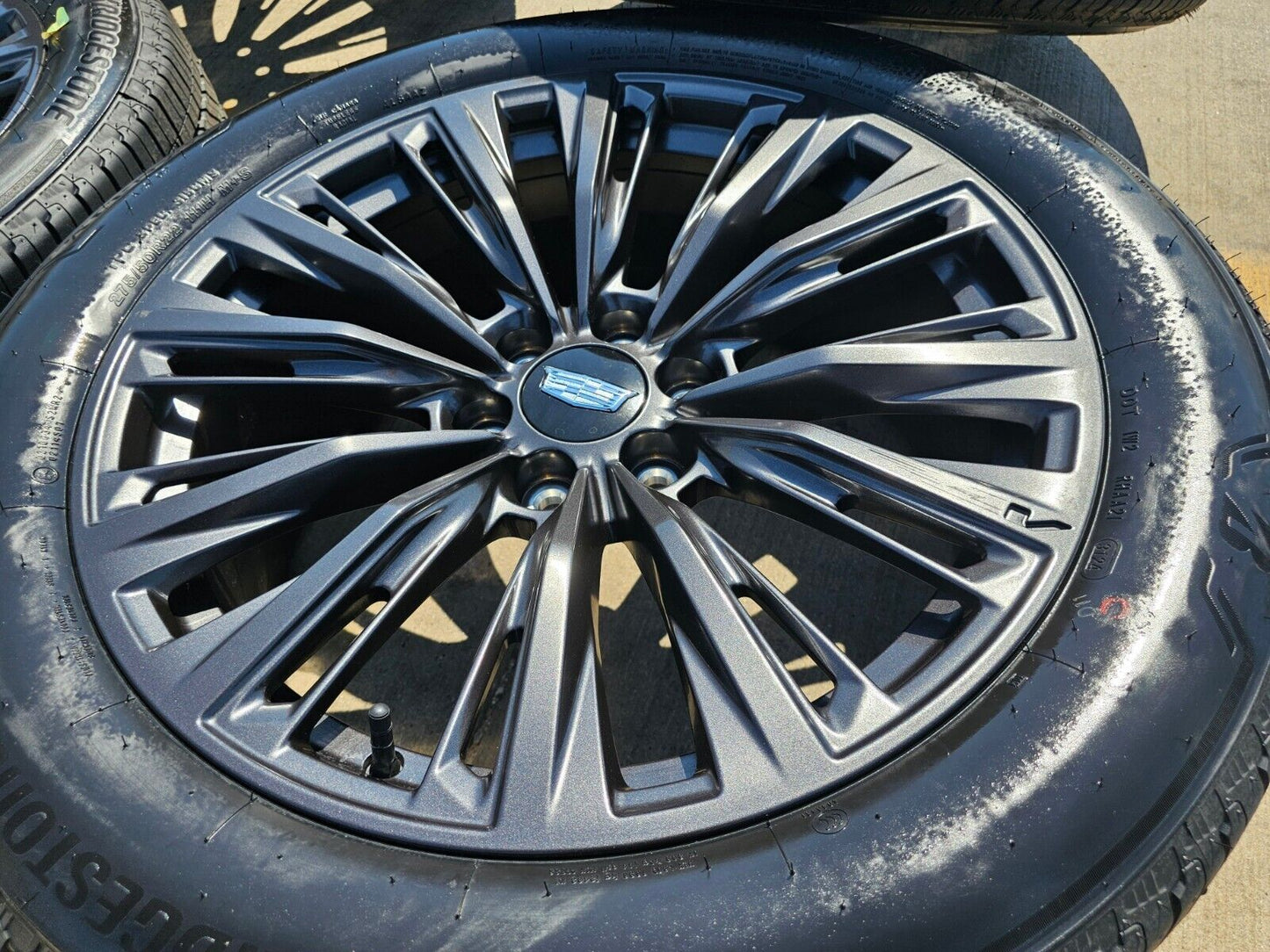 22" Cadillac Escalade V V600 Platinum OEM ORIGINAL wheels rims 2024 2025 NEW