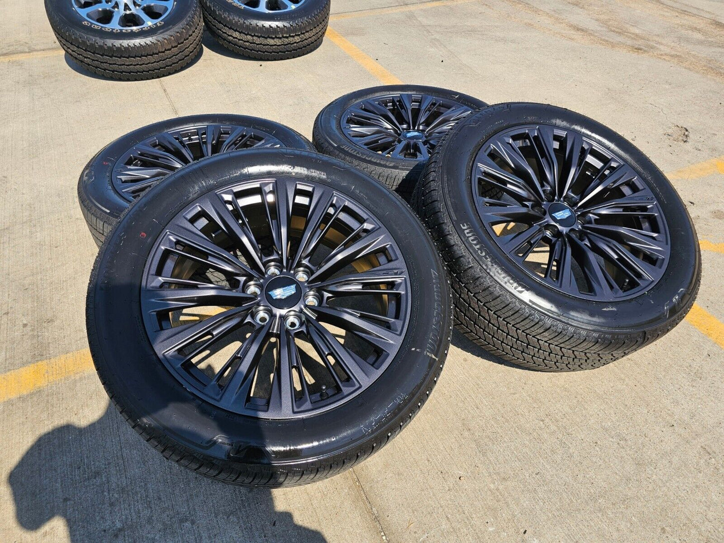 22" Cadillac Escalade V V600 Platinum OEM ORIGINAL wheels rims 2024 2025 NEW