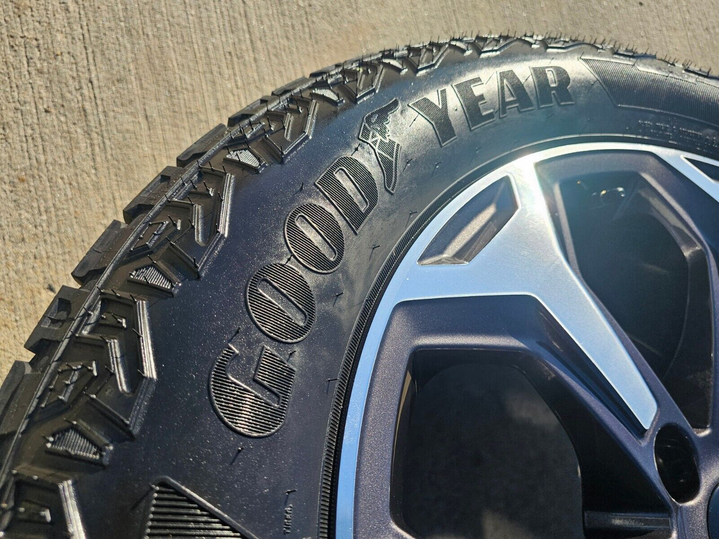 20" GMC Sierra Canyon Chevy Silverado OEM wheels rims 2024 2025 2026 NEW