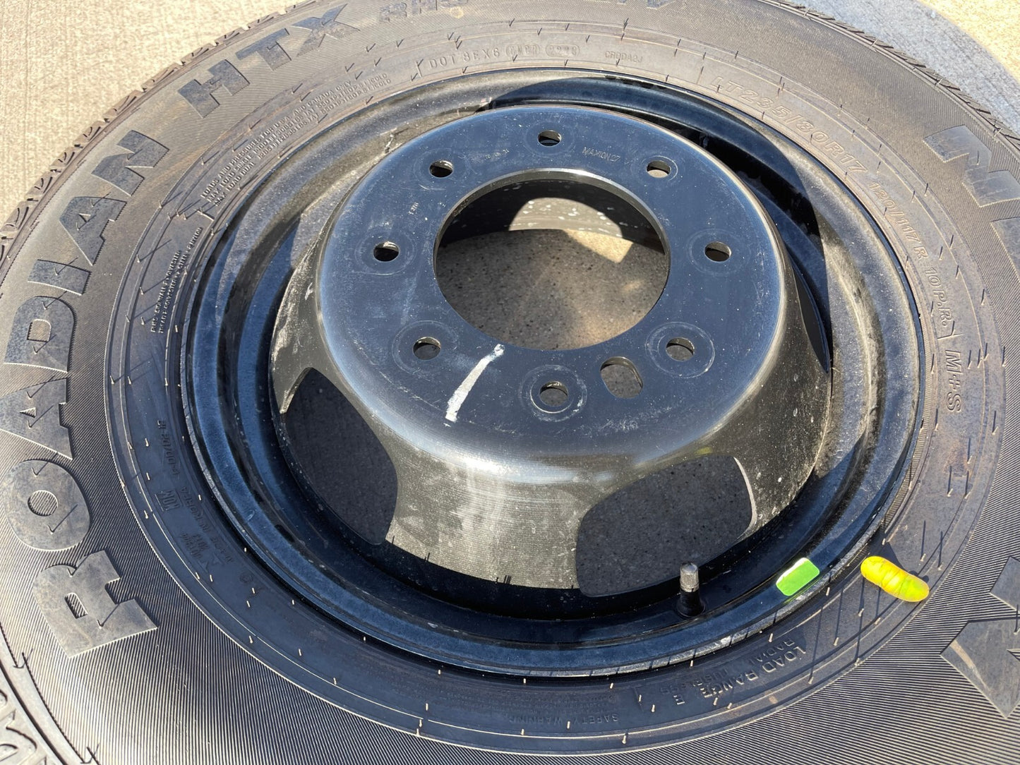 17" Dodge Ram 3500 Dually 8x200 wheel rim 2703 2704 OEM 2023 2024 2025 2026 NEW