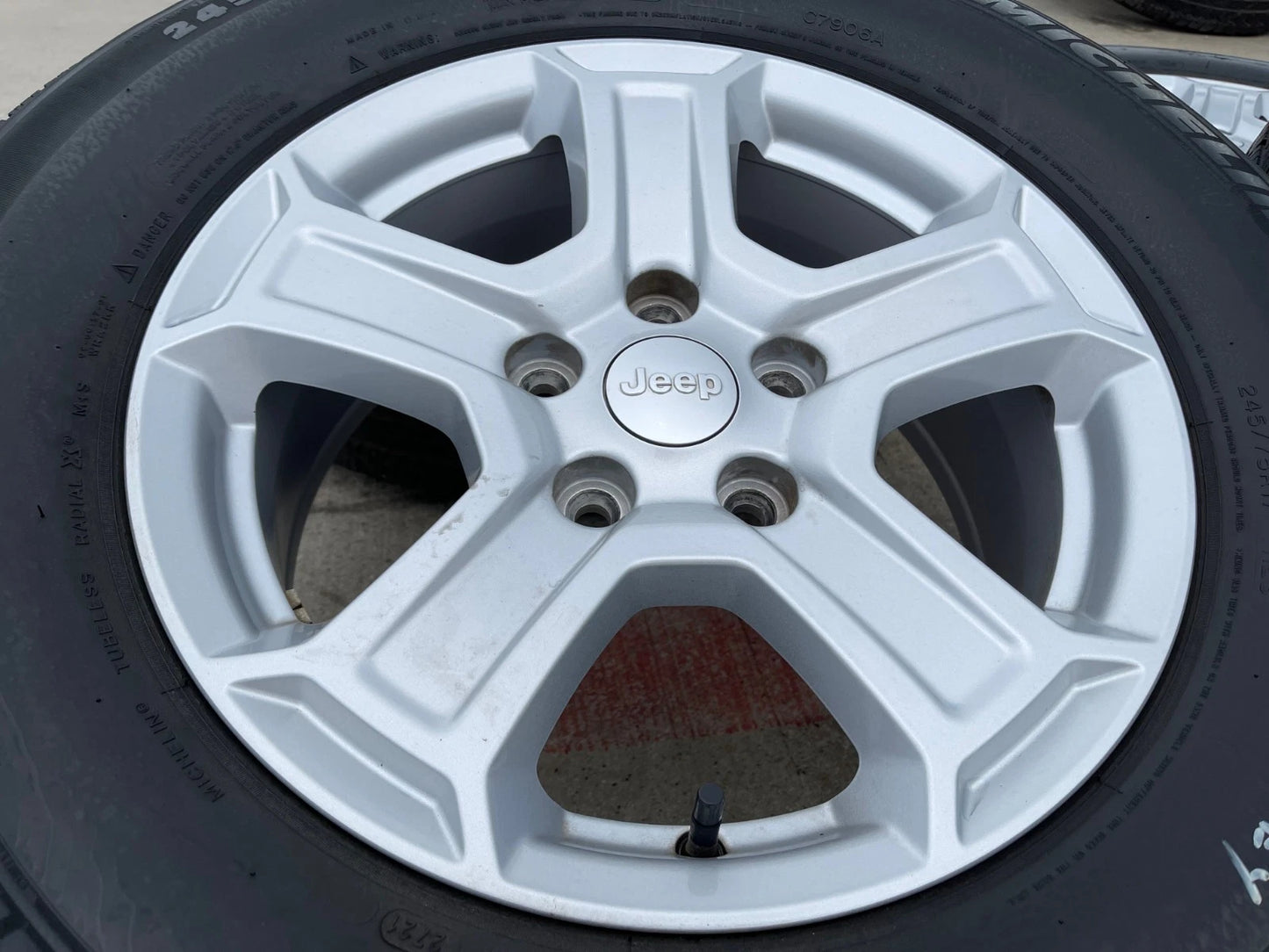 17" Jeep Wrangler Rubicon OEM wheels rims 9216 Gladiator tires MICHELIN