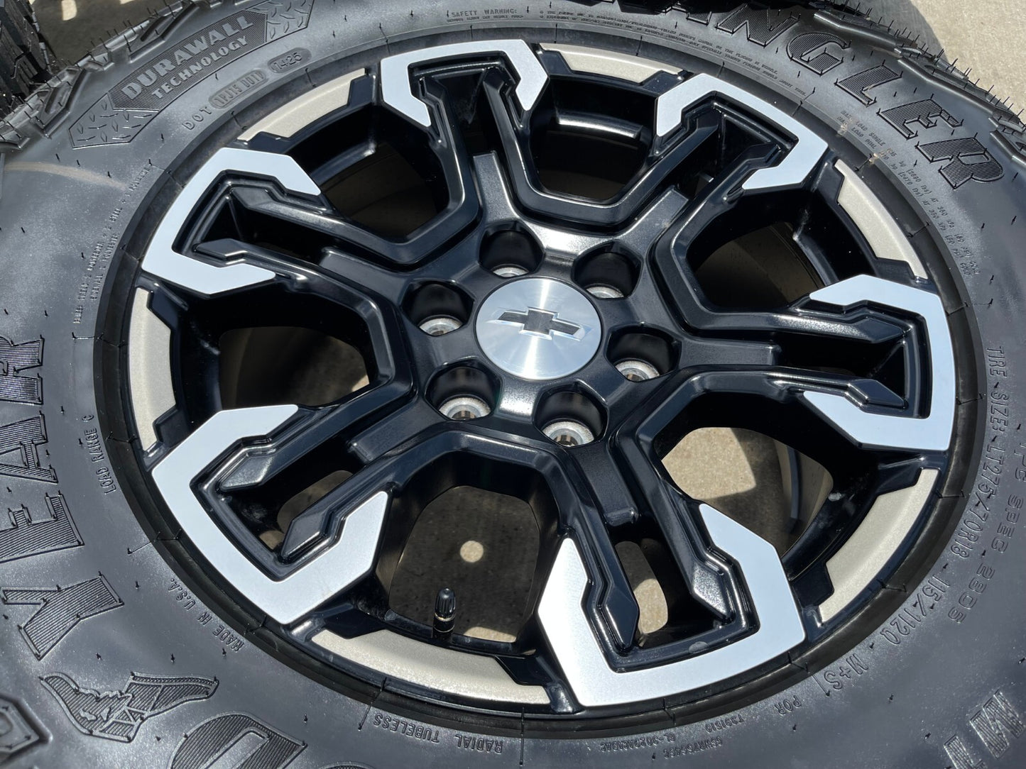18" Chevy Silverado ZR2 Tahoe GMC Sierra OEM 95415 wheels rims 2025 2026 NEW