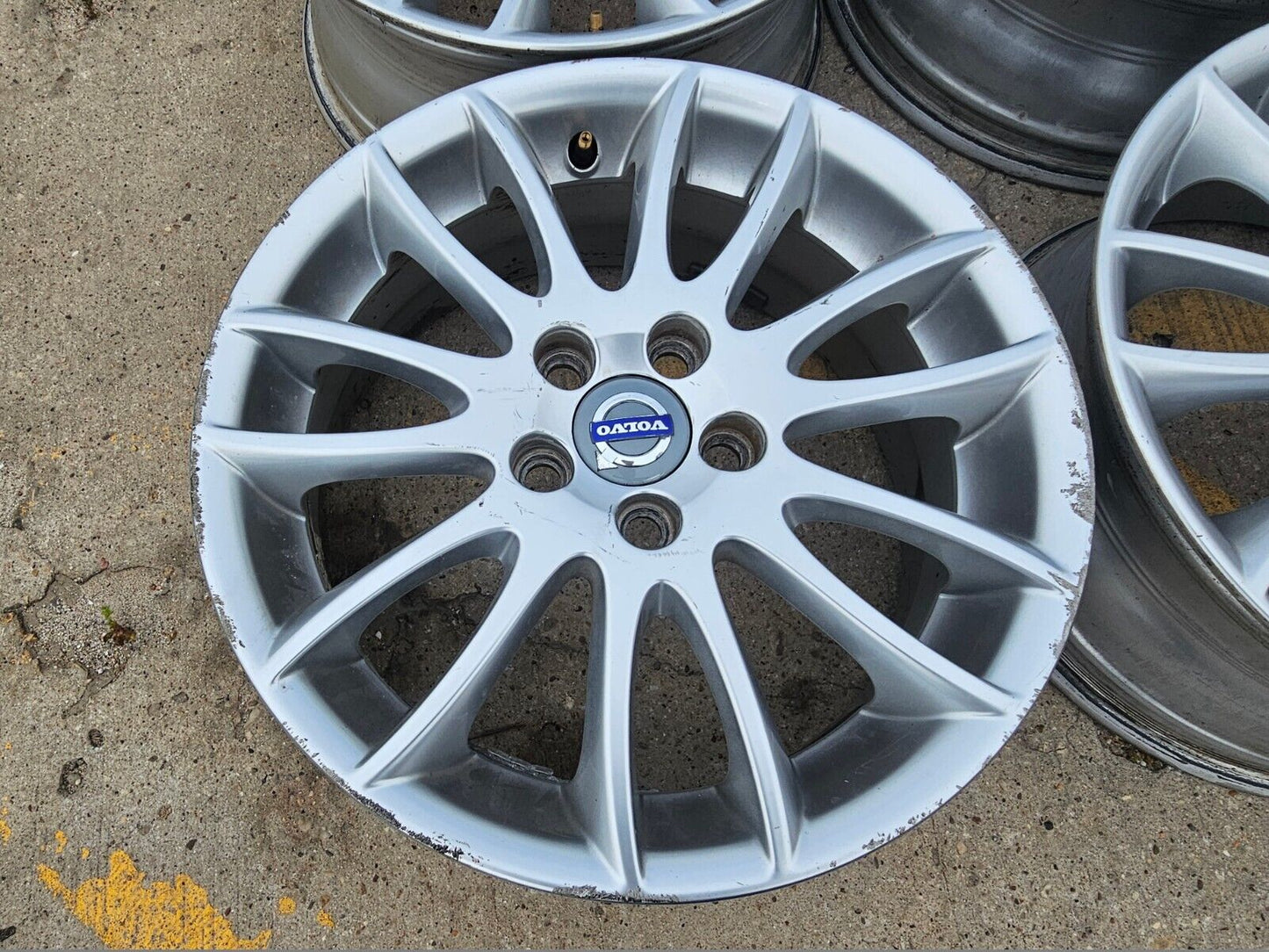 17" Volvo C30 C70 S40 V50 Ultimate OEM rims wheels 70317