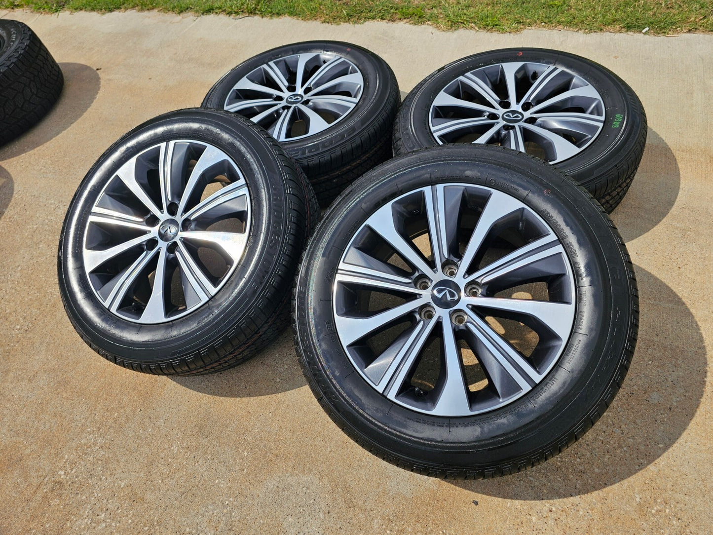18" Infiniti QX60 OEM Pathfinder wheels rims 2022 2023 2024 2025 2026 NEW