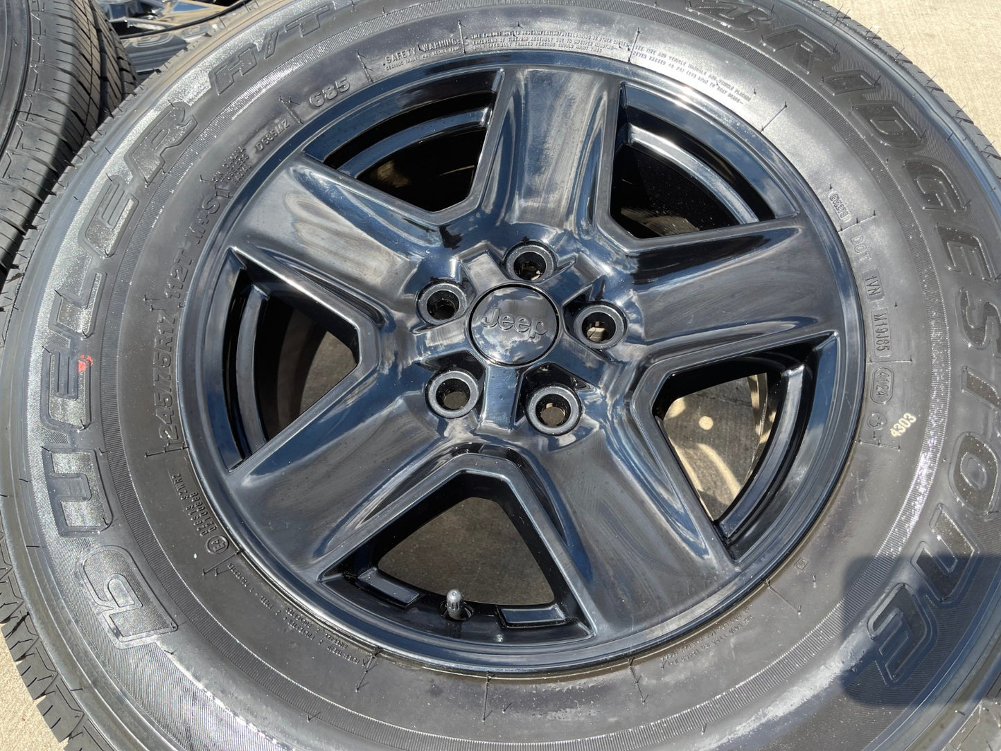 17" Jeep Wrangler Gladiator BLACK OEM wheels rims 9235 tires BRIDGESTONE NEW