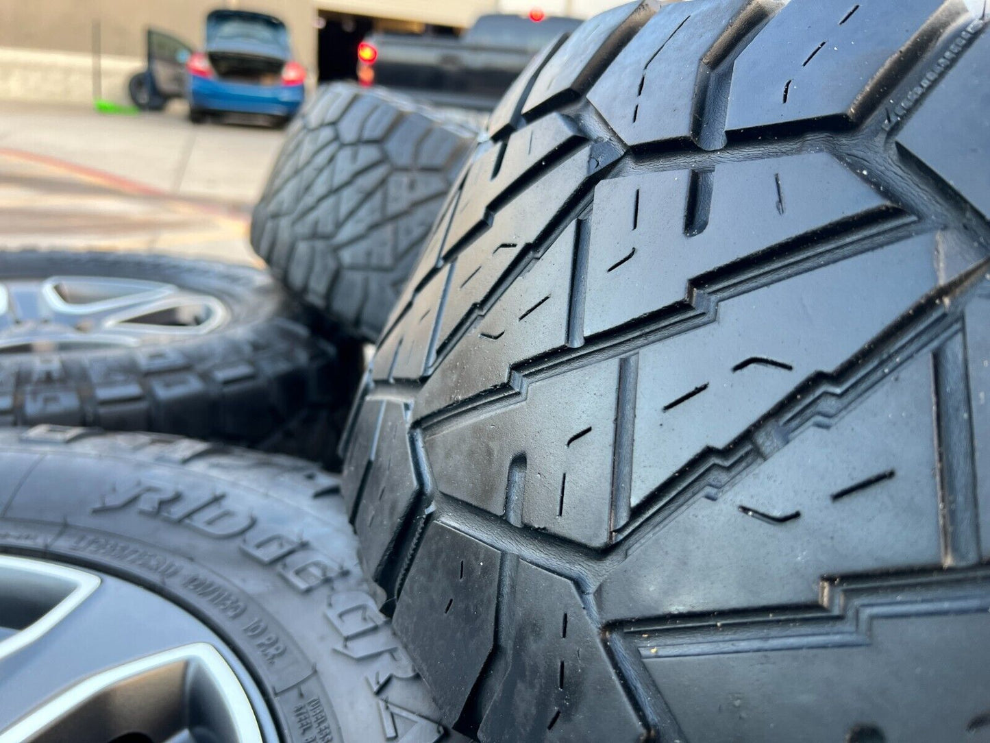 17" Jeep Wrangler OEM wheels rims 9217 Gladiator NITTO 34"