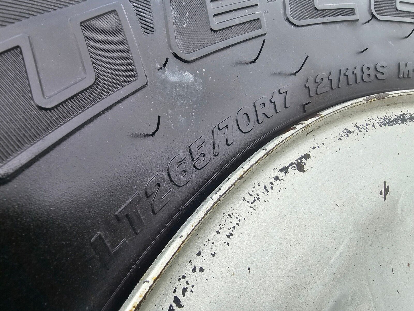 17" Chevy Silverado 1500 Tahoe Sierra OEM 5659 5655 wheel rim tire
