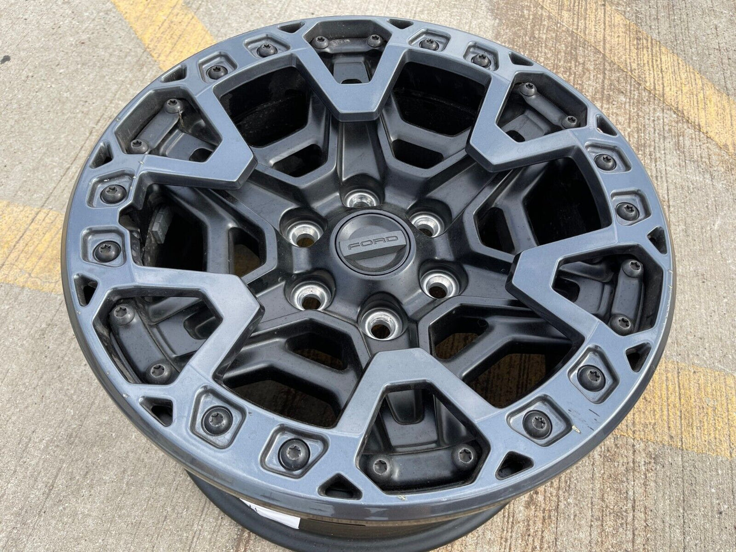17" Ford F-150 Raptor R OEM BEADLOCK rim wheel spare 2023 2024 2025