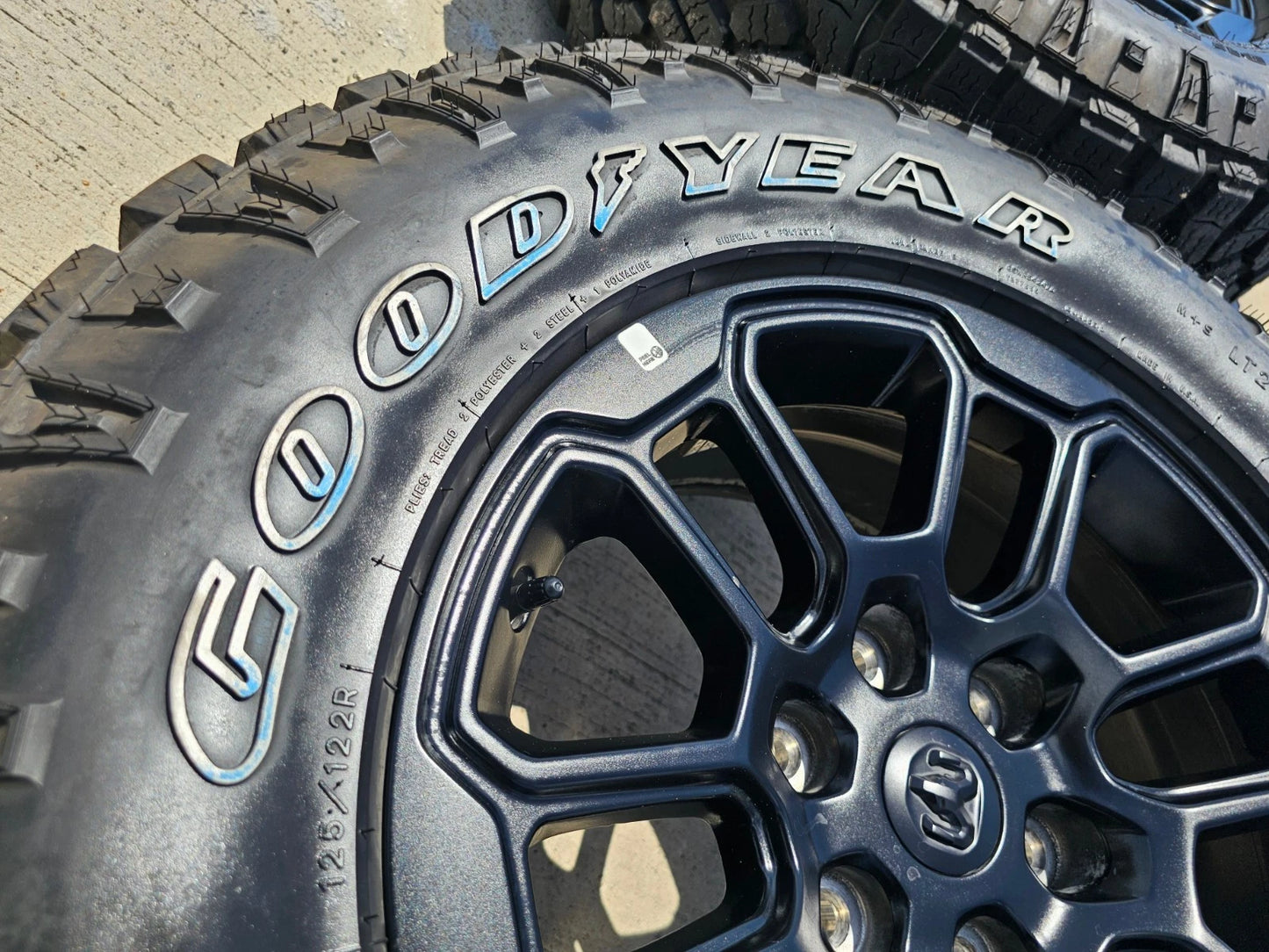 18" Dodge Ram 1500 Rebel Black OEM wheels rims 2023 2024 2025 DURATRAC A/T