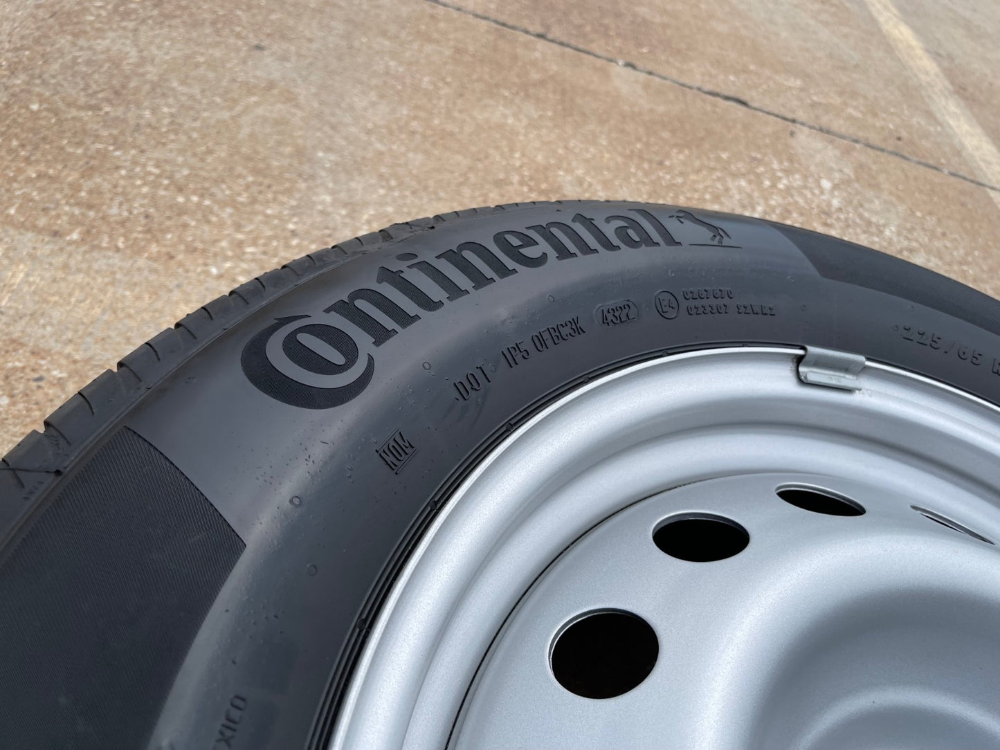 17" Ford Maverick Bronco Sport rim wheel tire 10415 OEM spare LIKE NEW