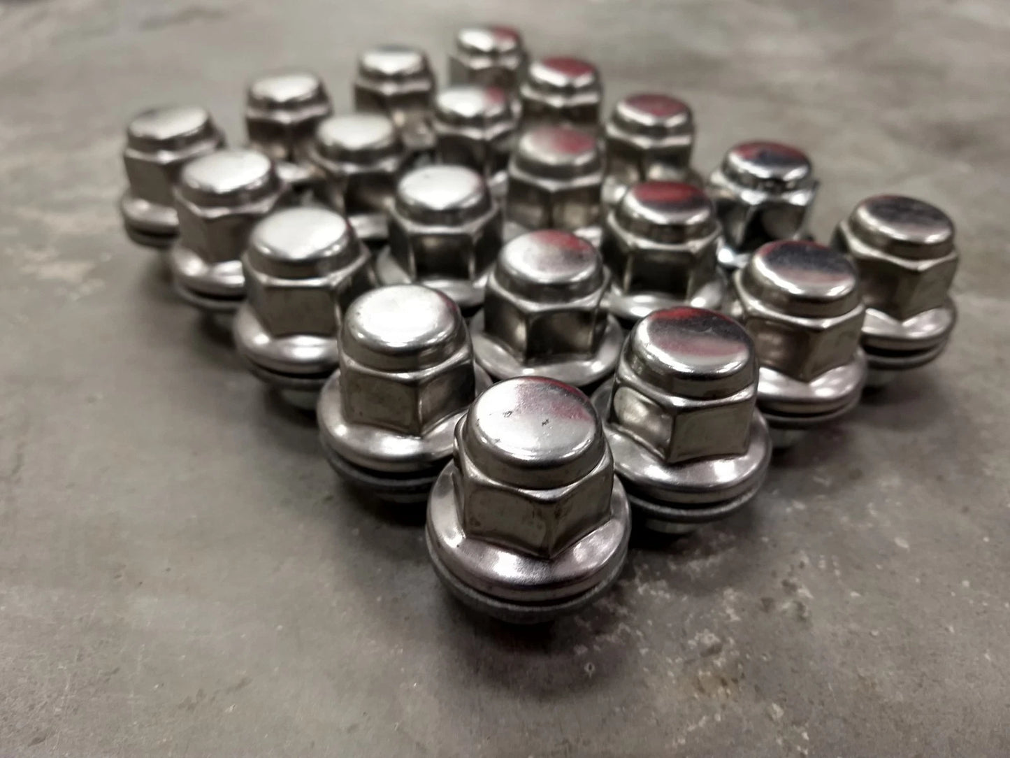 (20) 12x1.5 OEM Toyota Camry lug nuts polished Avalon Corolla Rav-4 Lexus RX350