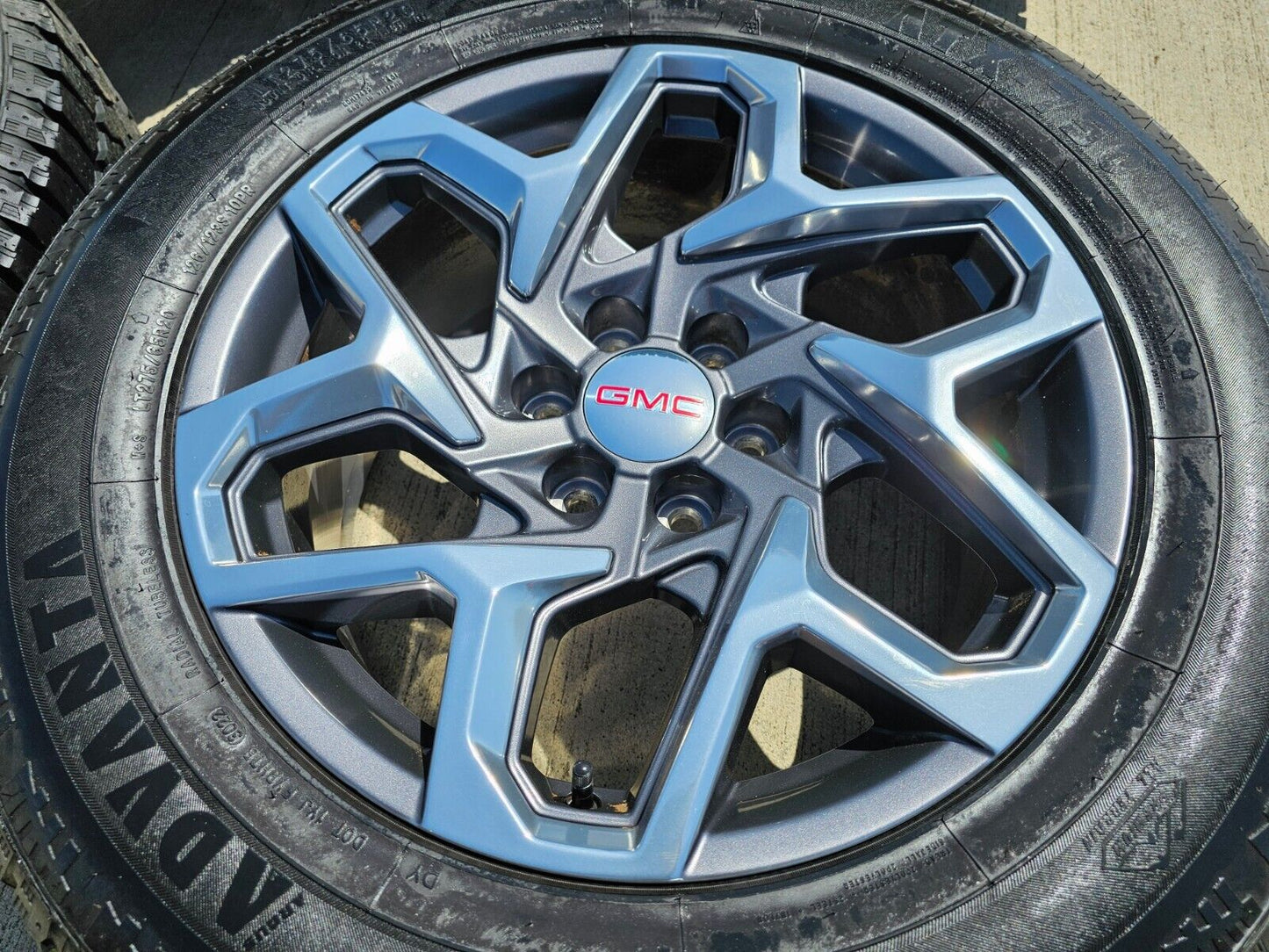 20" GMC Sierra Yukon AT4 95369 OEM wheels rims Tahoe Silverado