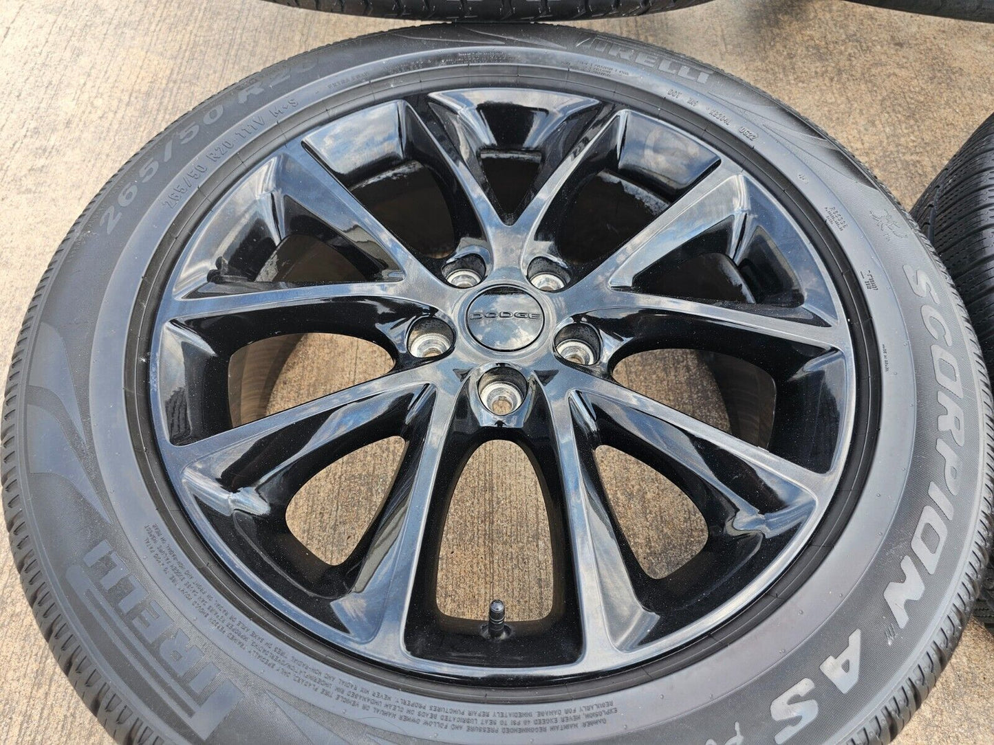20" Dodge Durango Jeep Grand Cherokee OEM wheels rims 2496 tires