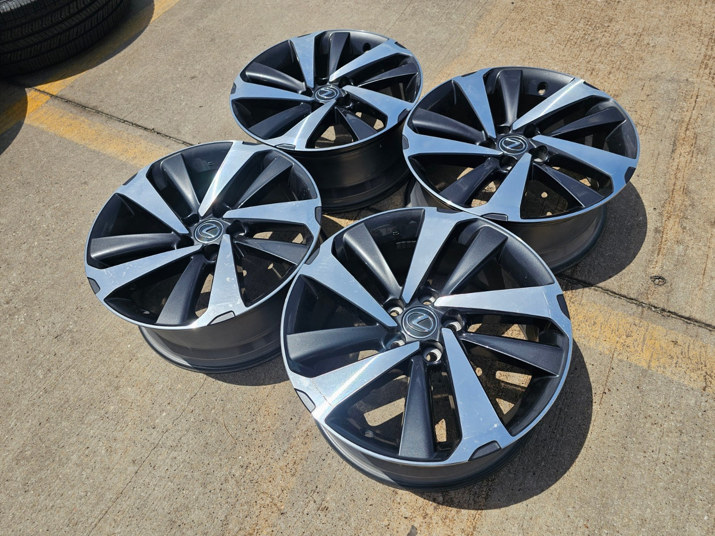 18" Lexus NX200T OEM wheels rims 74372 Camry Avalon RAV4