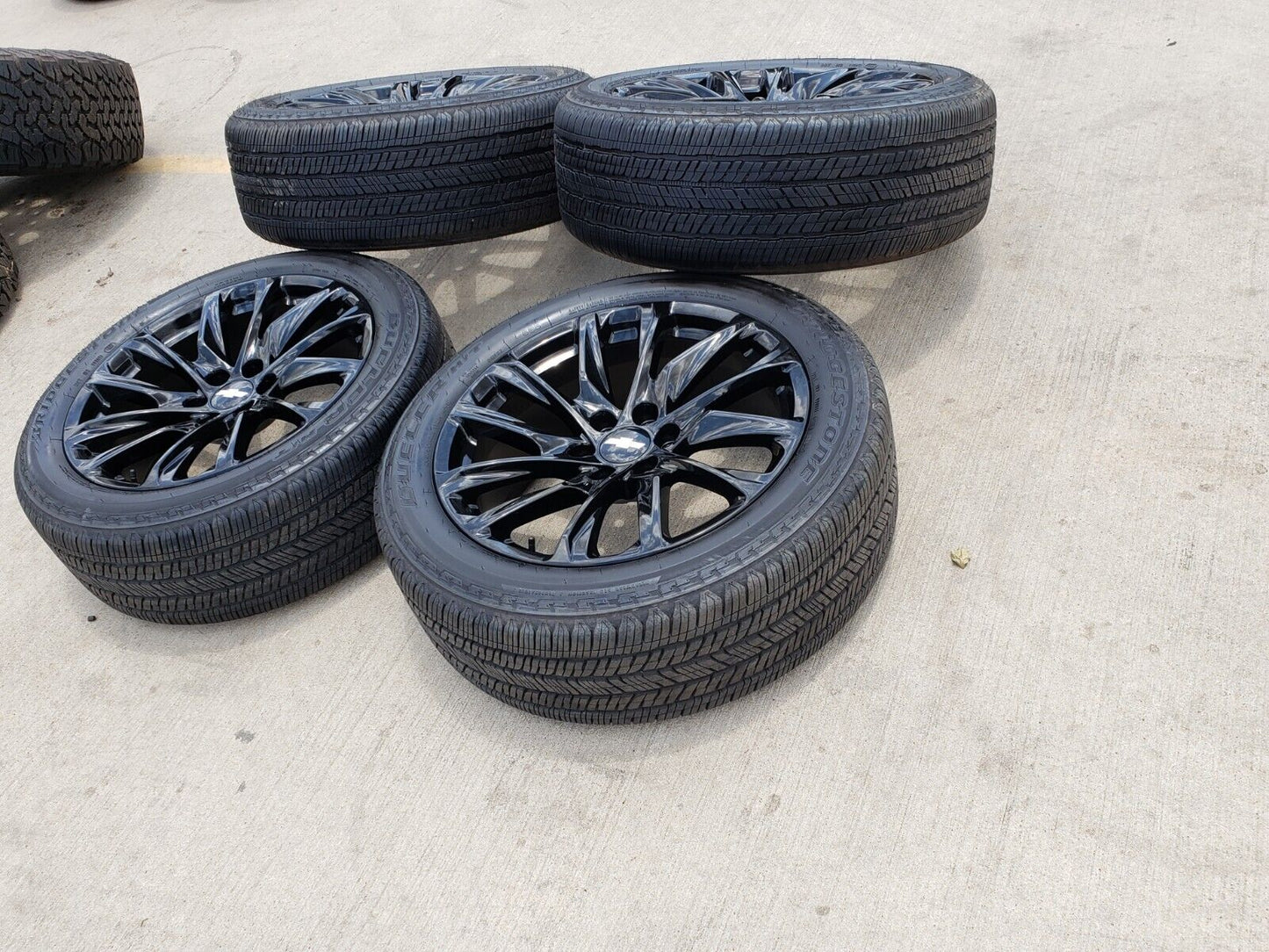 22" Cadillac Escalade Chevy Tahoe OEM Replica 95027 wheels rims 2023 2024 NEW